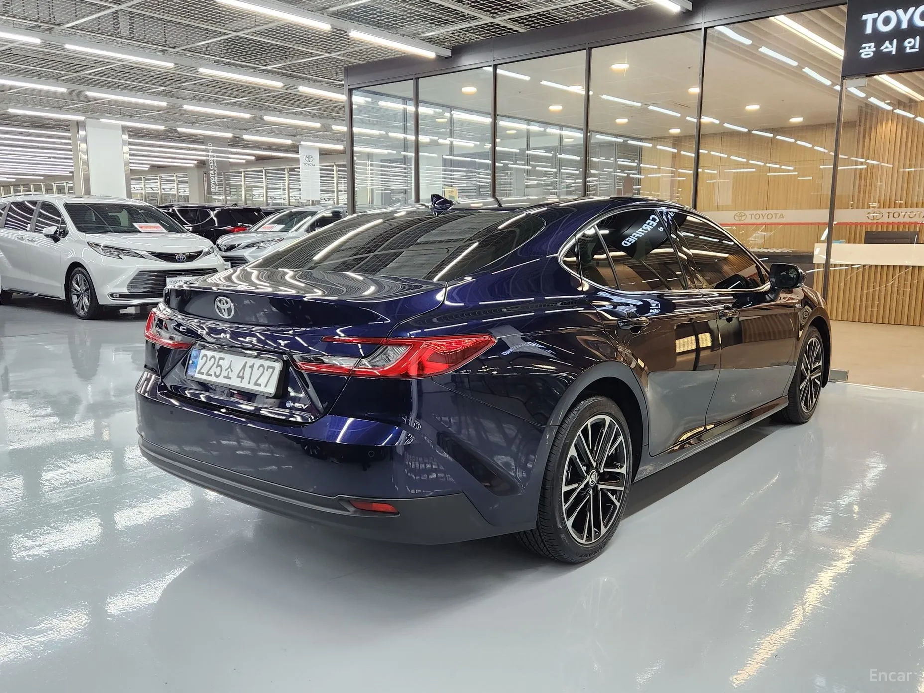 Toyota Camry (XV80) превью 2