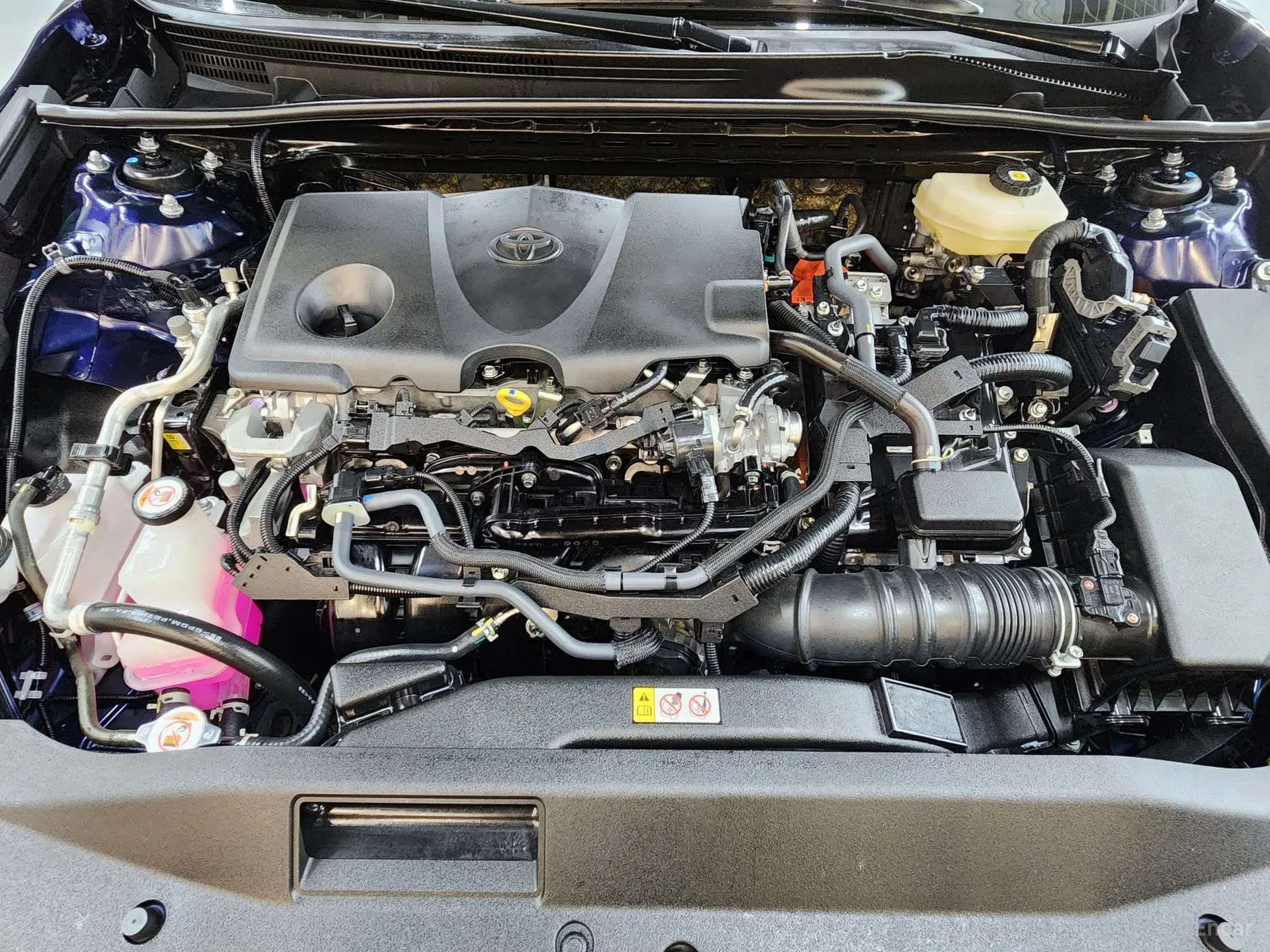 Toyota Camry (XV80) превью 19