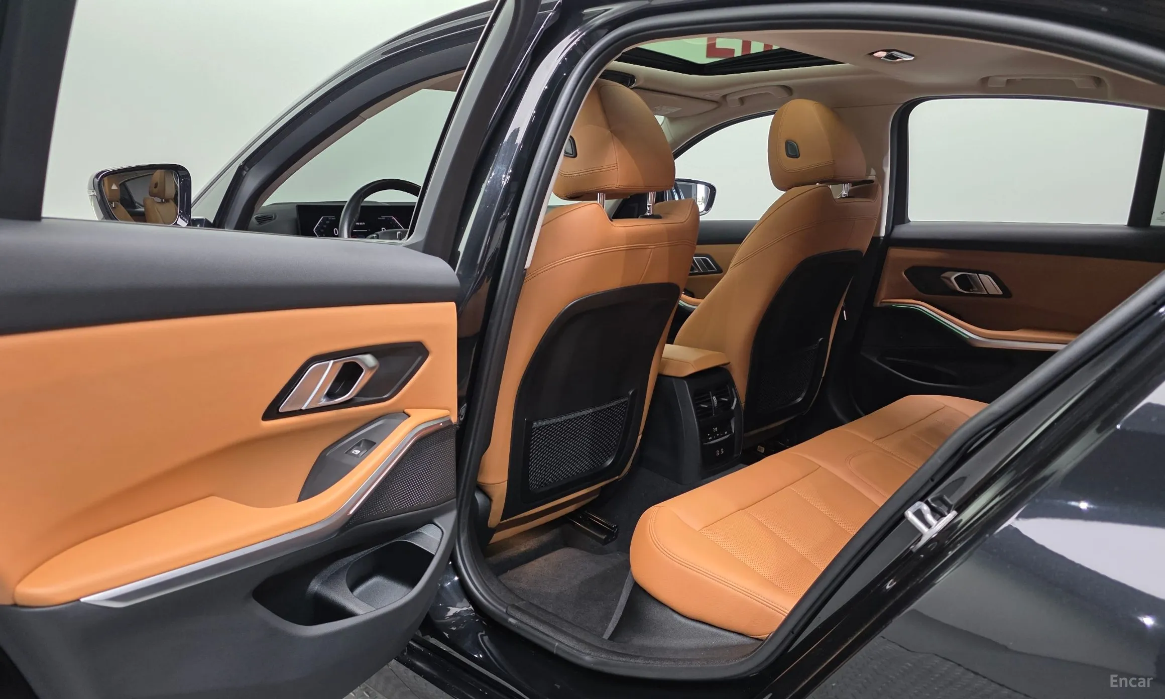 BMW 3 Series (G20) превью 18