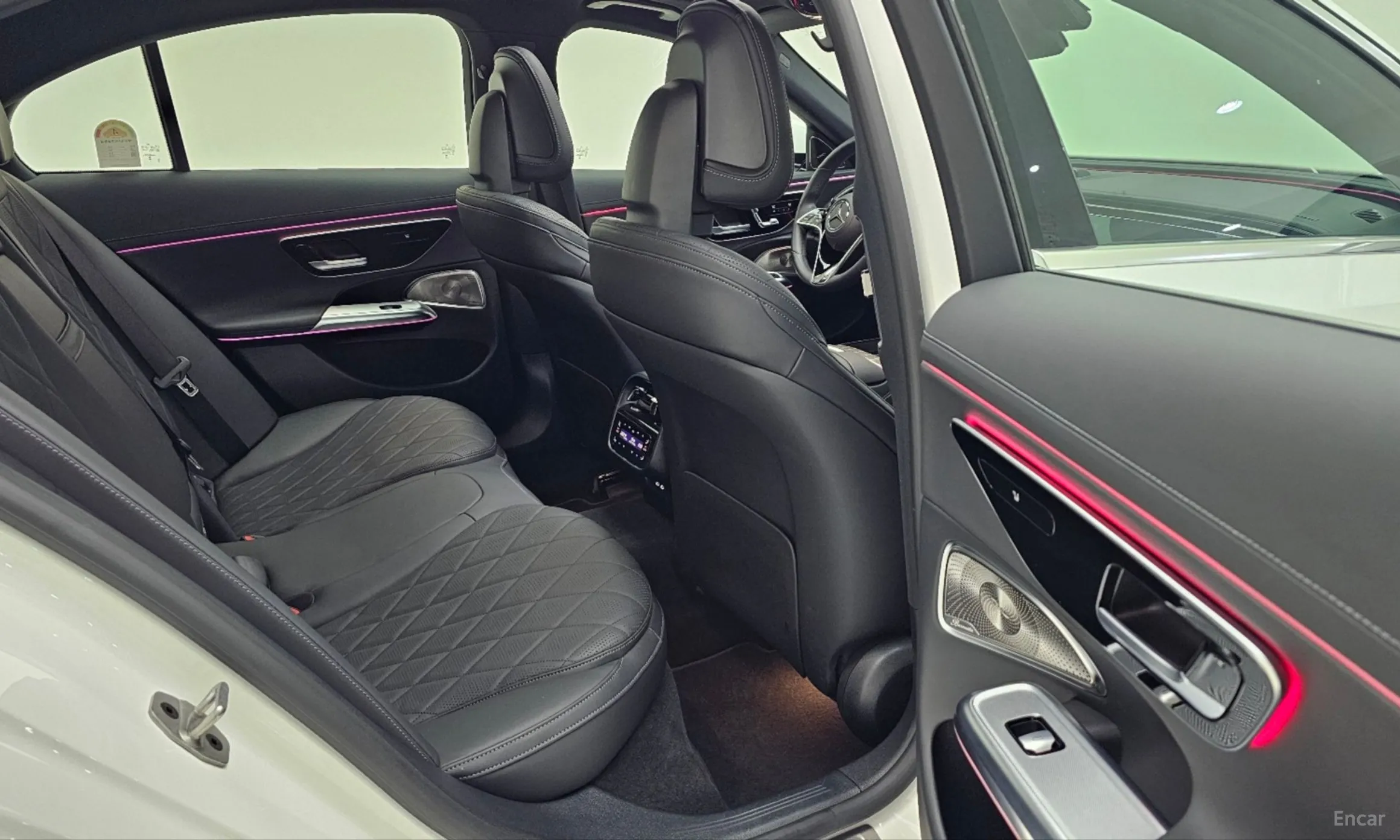 Mercedes Benz E-Class W214 превью 10