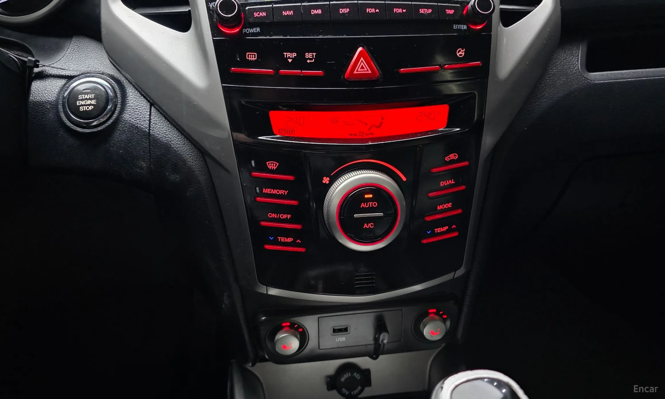KG Mobility (SsangYong) Tivoli, Lazio превью 17