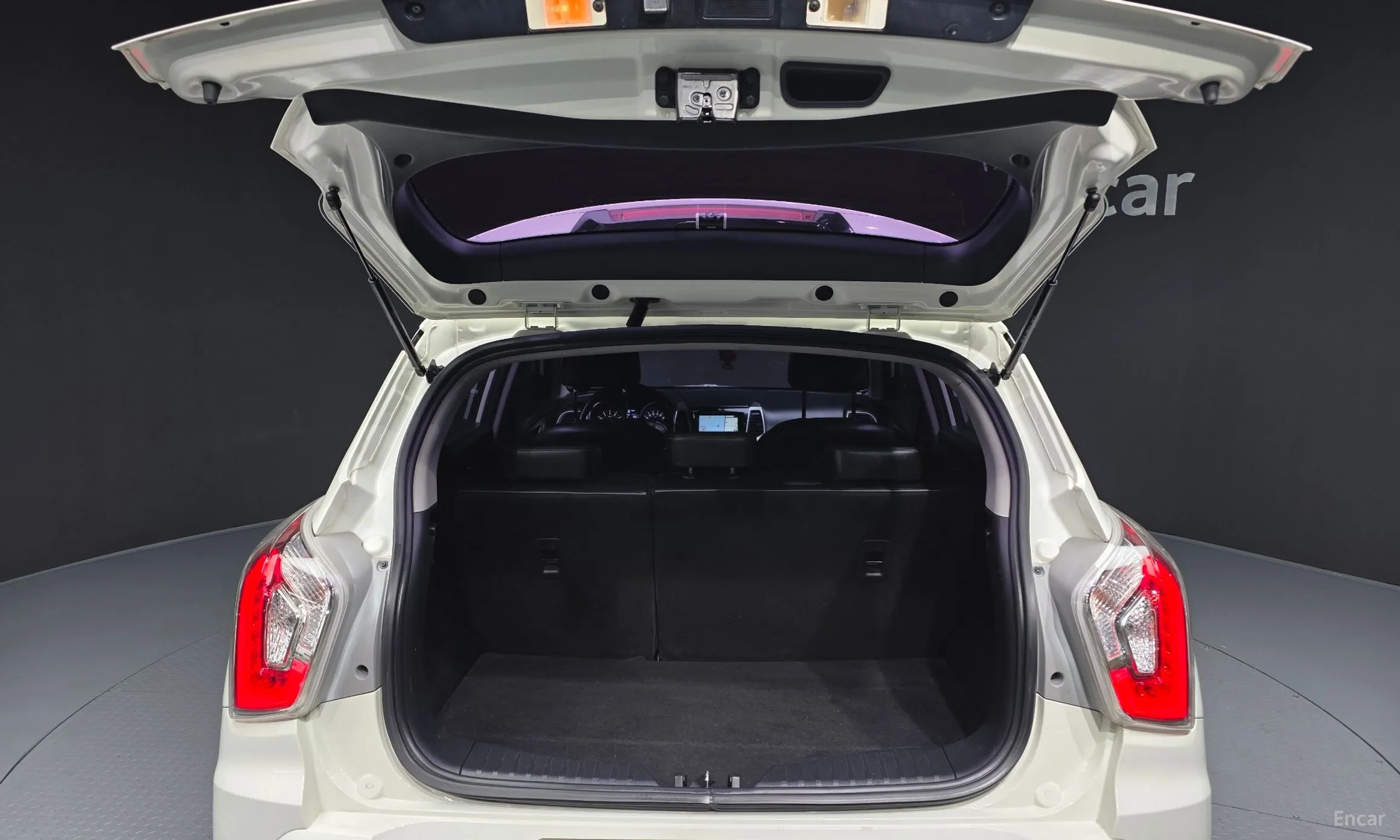 KG Mobility (SsangYong) Tivoli, Lazio превью 20