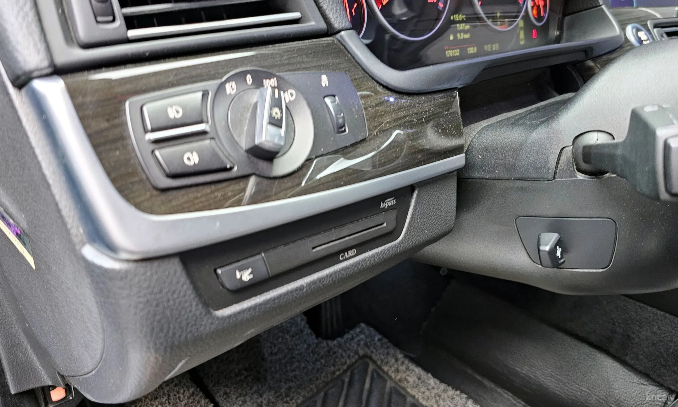 BMW 5 Series (F10) превью 16