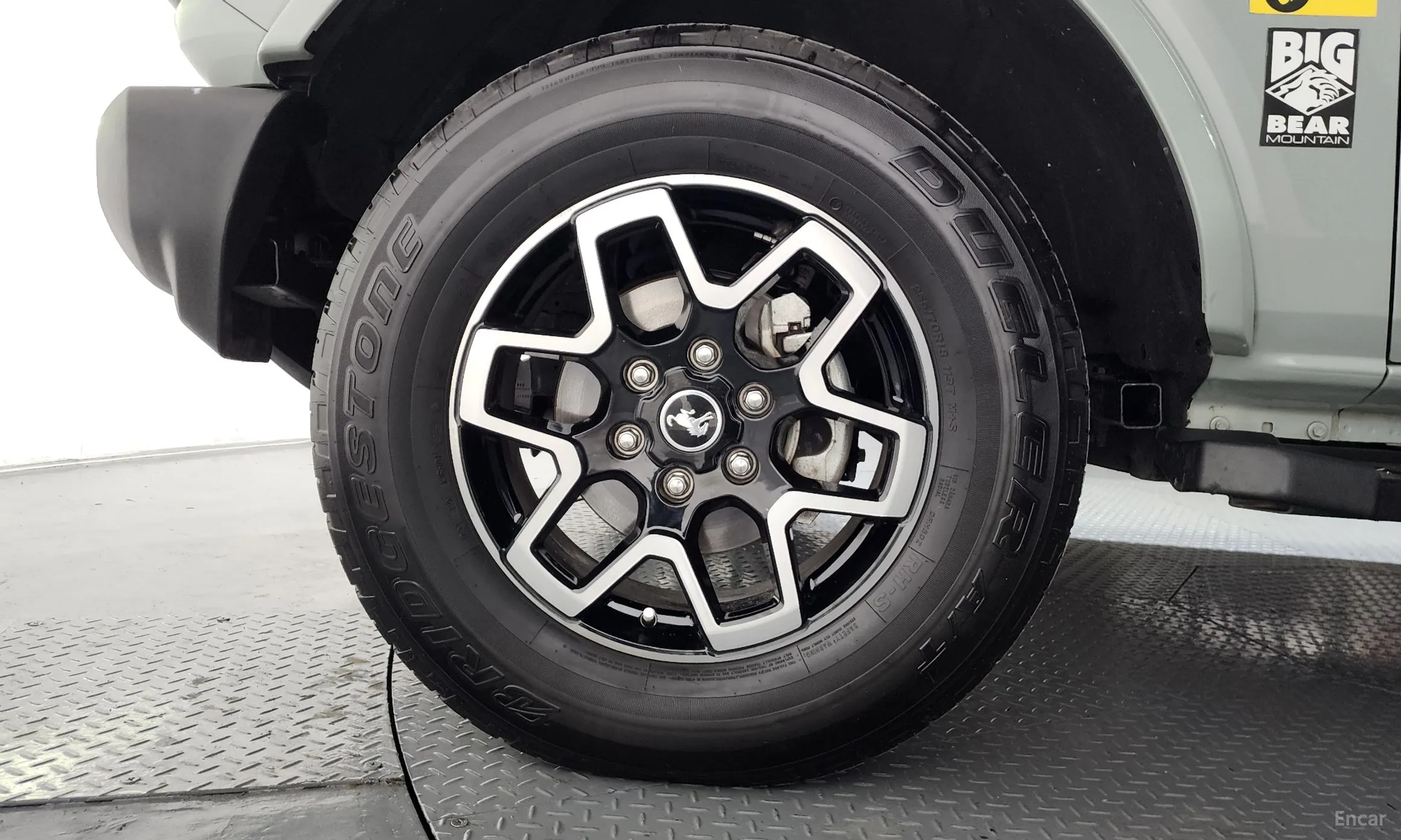 Ford Bronco 6th Generation превью 5
