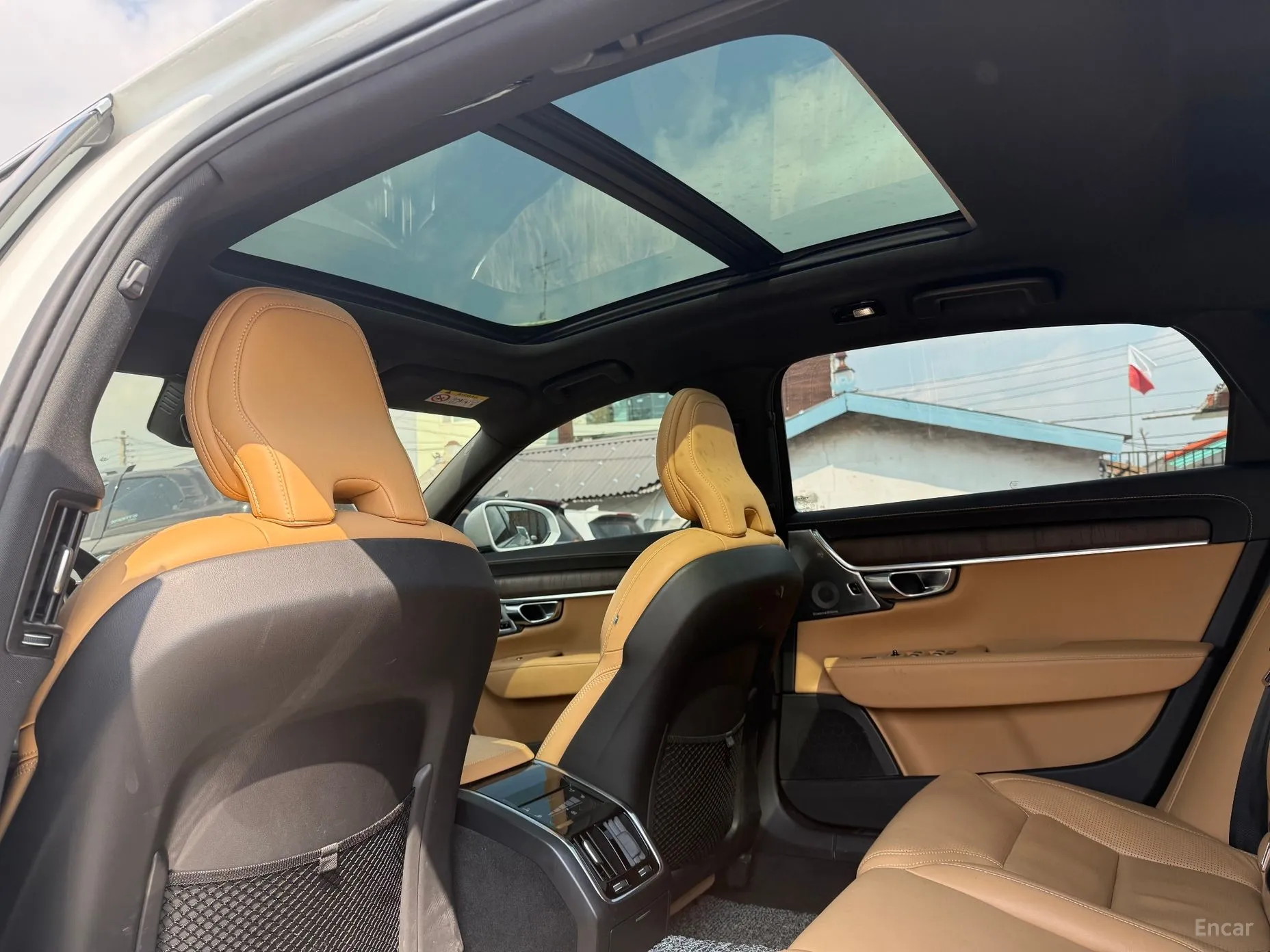 Volvo S90 превью 4