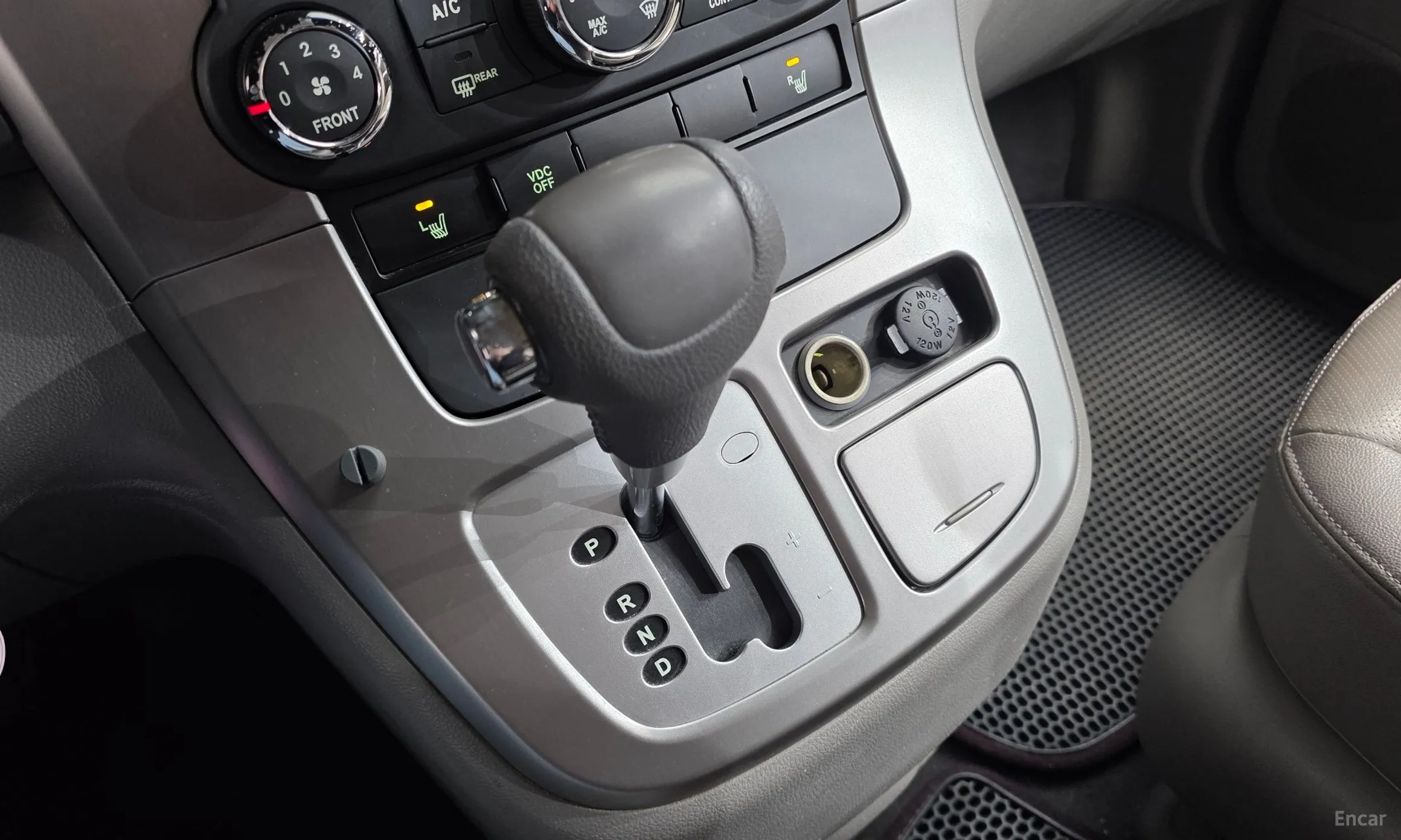 Kia Carnival R превью 9