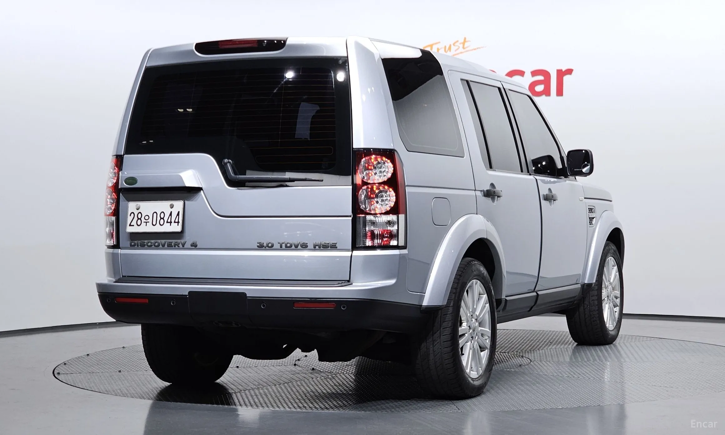 Land Rover Discovery 4 превью 2
