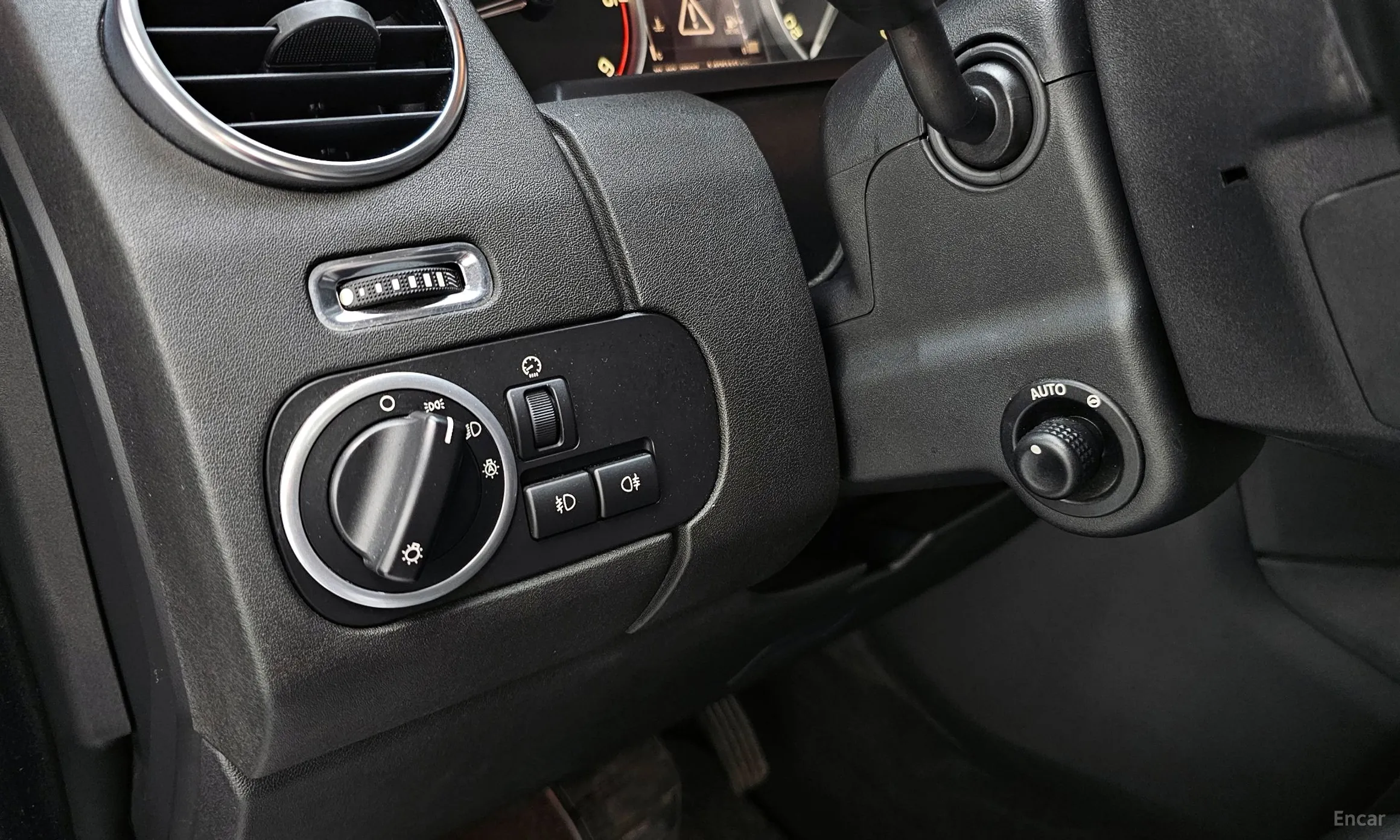 Land Rover Discovery 4 превью 18