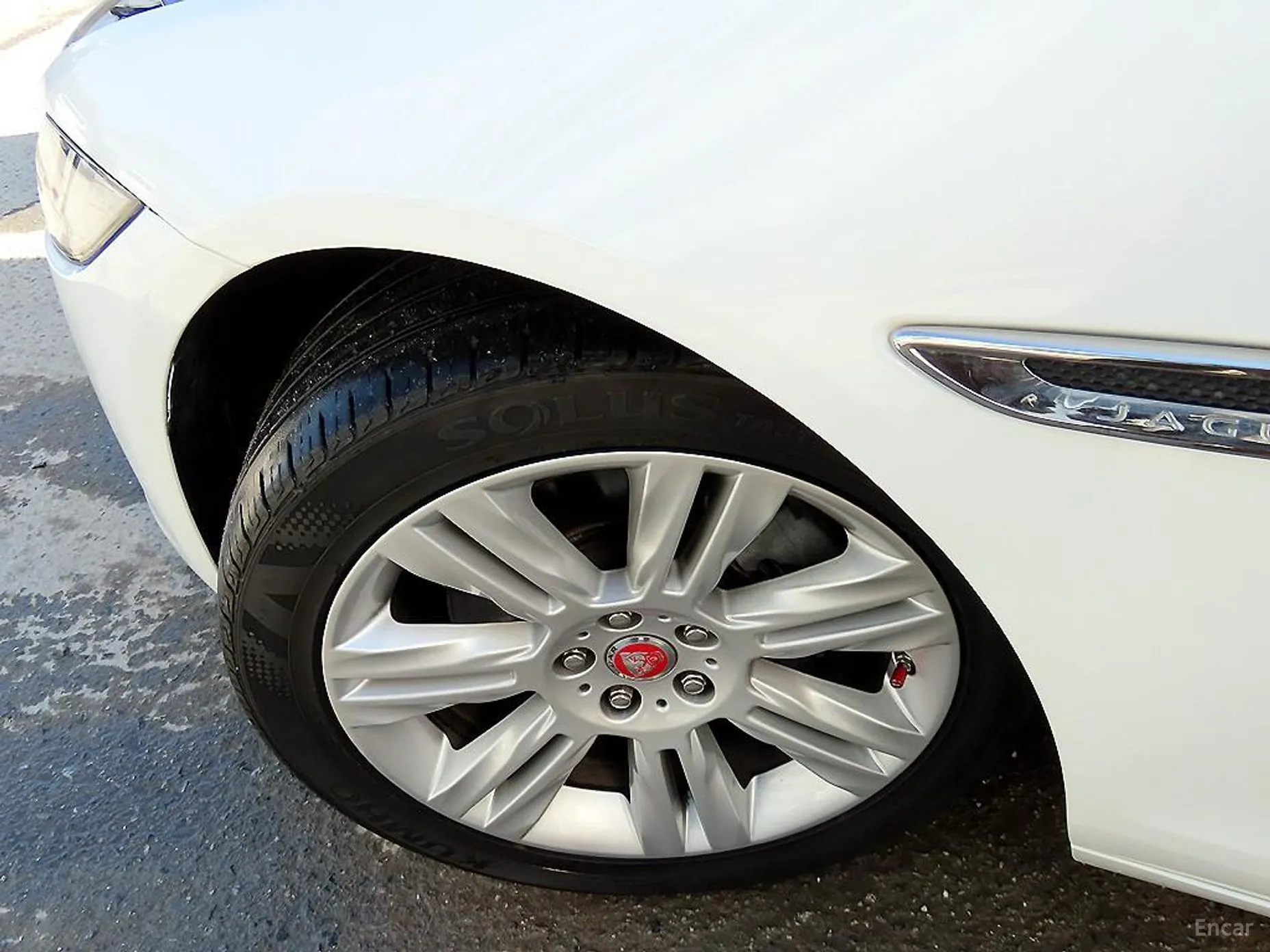Jaguar XF (x260) превью 20