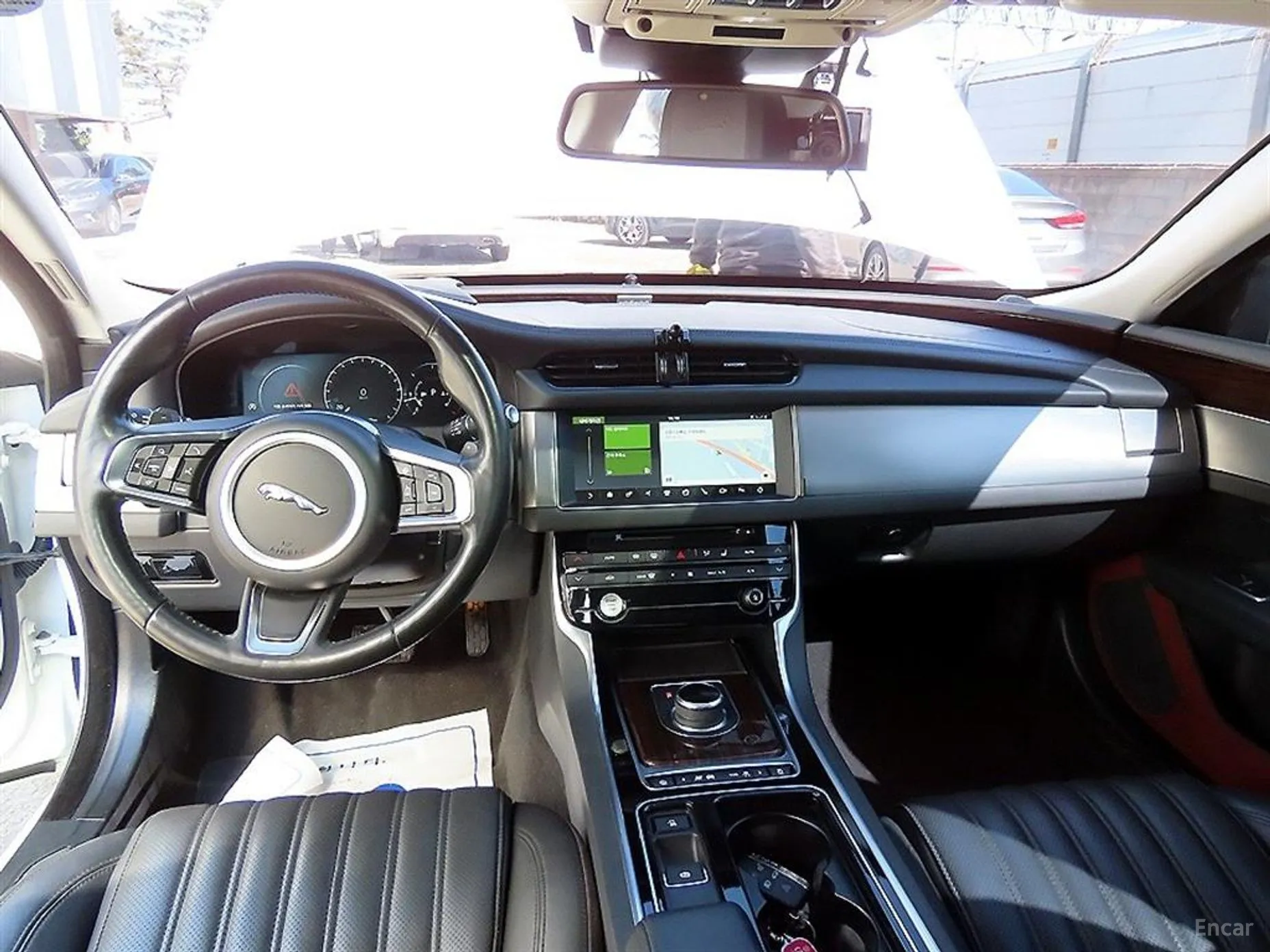 Jaguar XF (x260) превью 7
