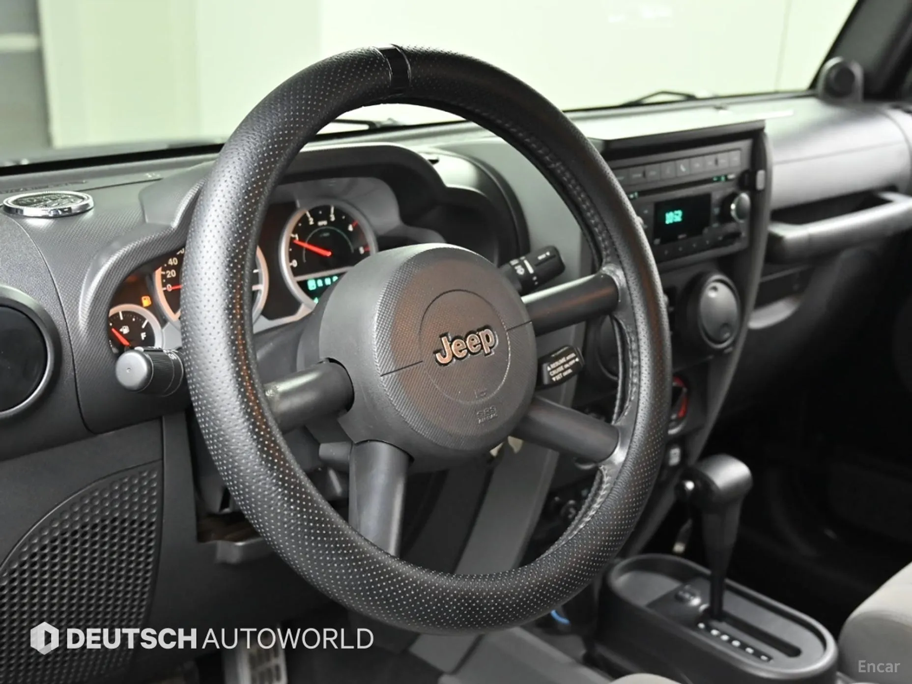 Jeep Wrangler (JK) превью 13