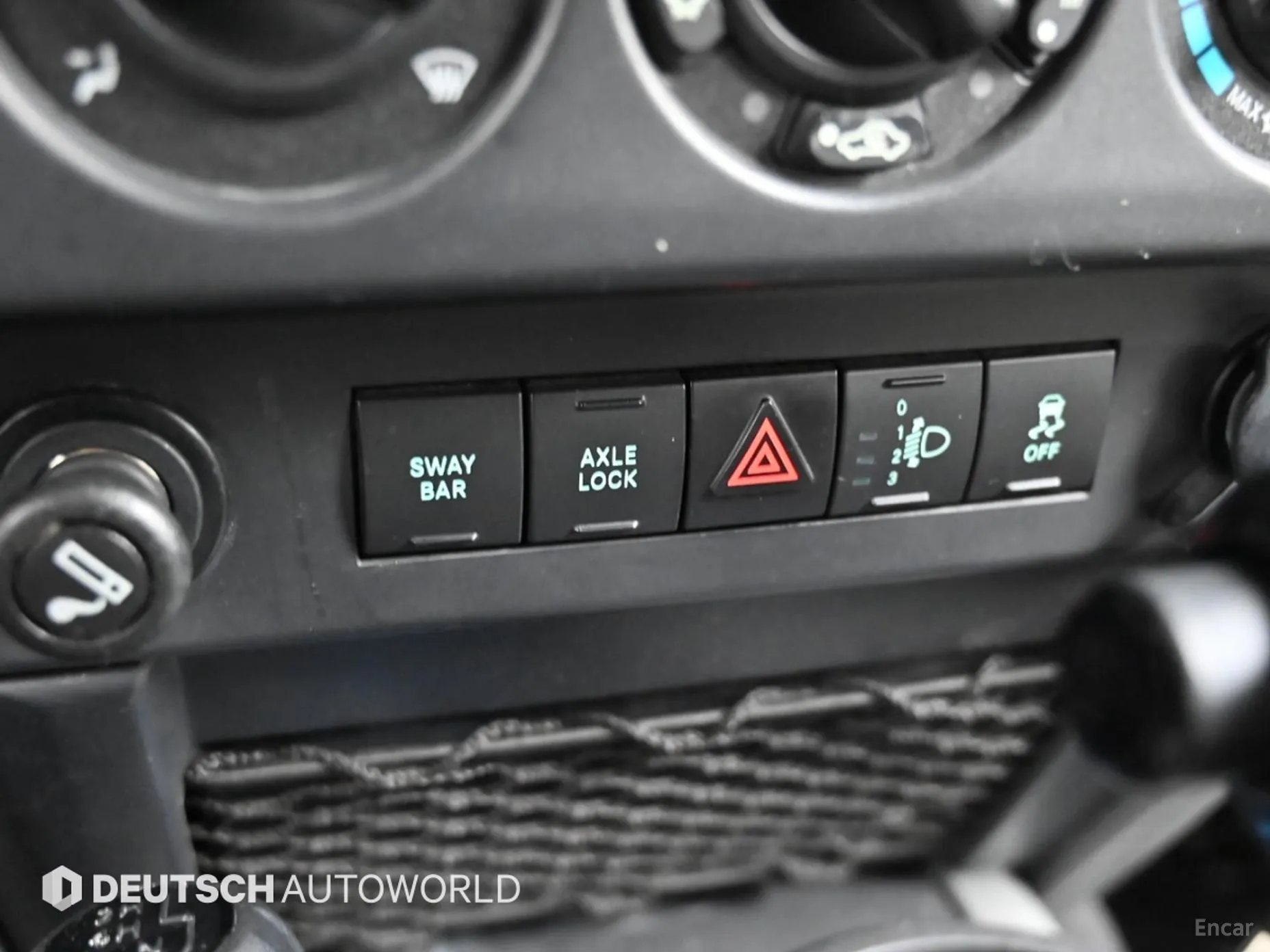 Jeep Wrangler (JK) превью 18