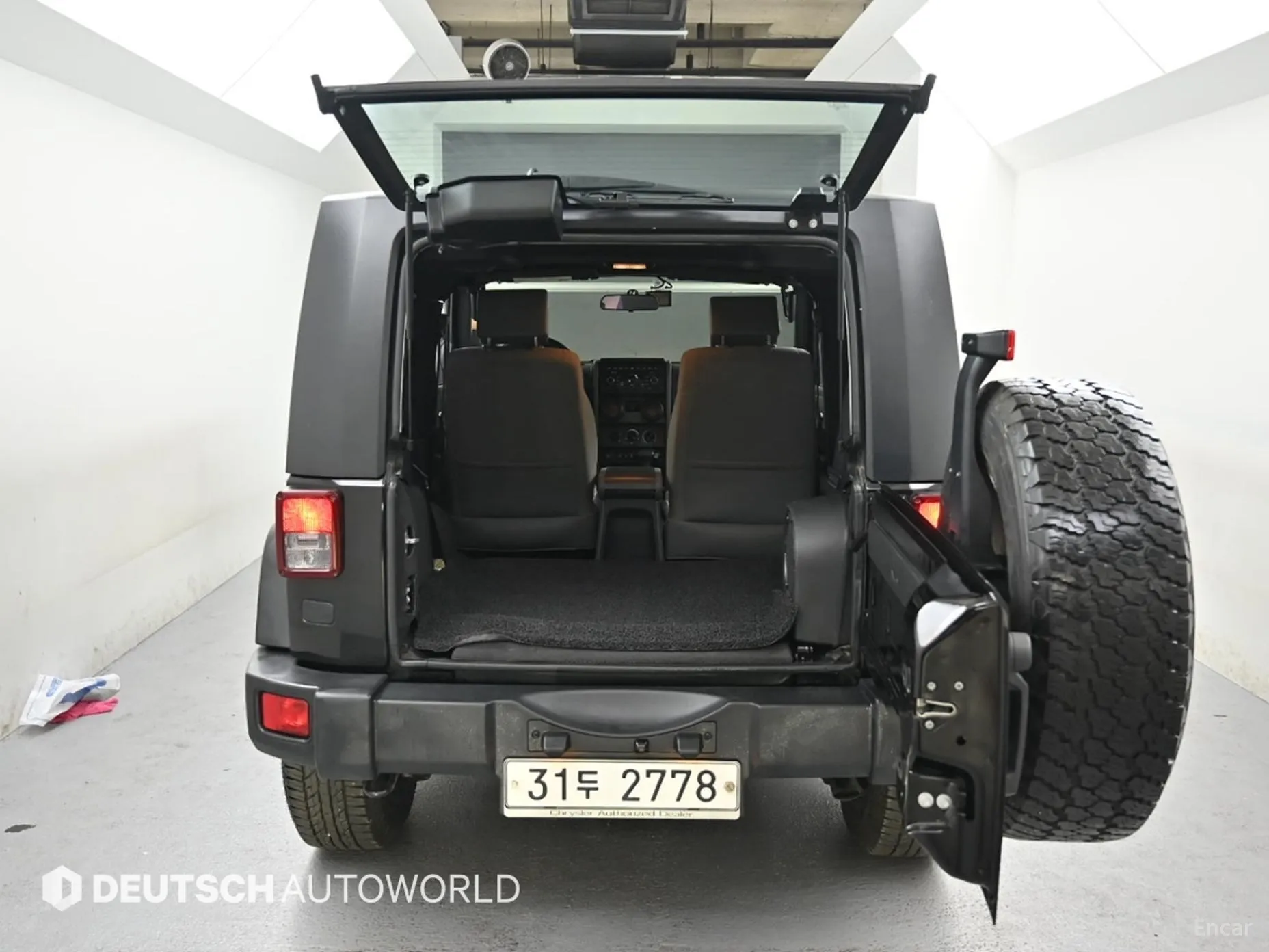 Jeep Wrangler (JK) превью 19