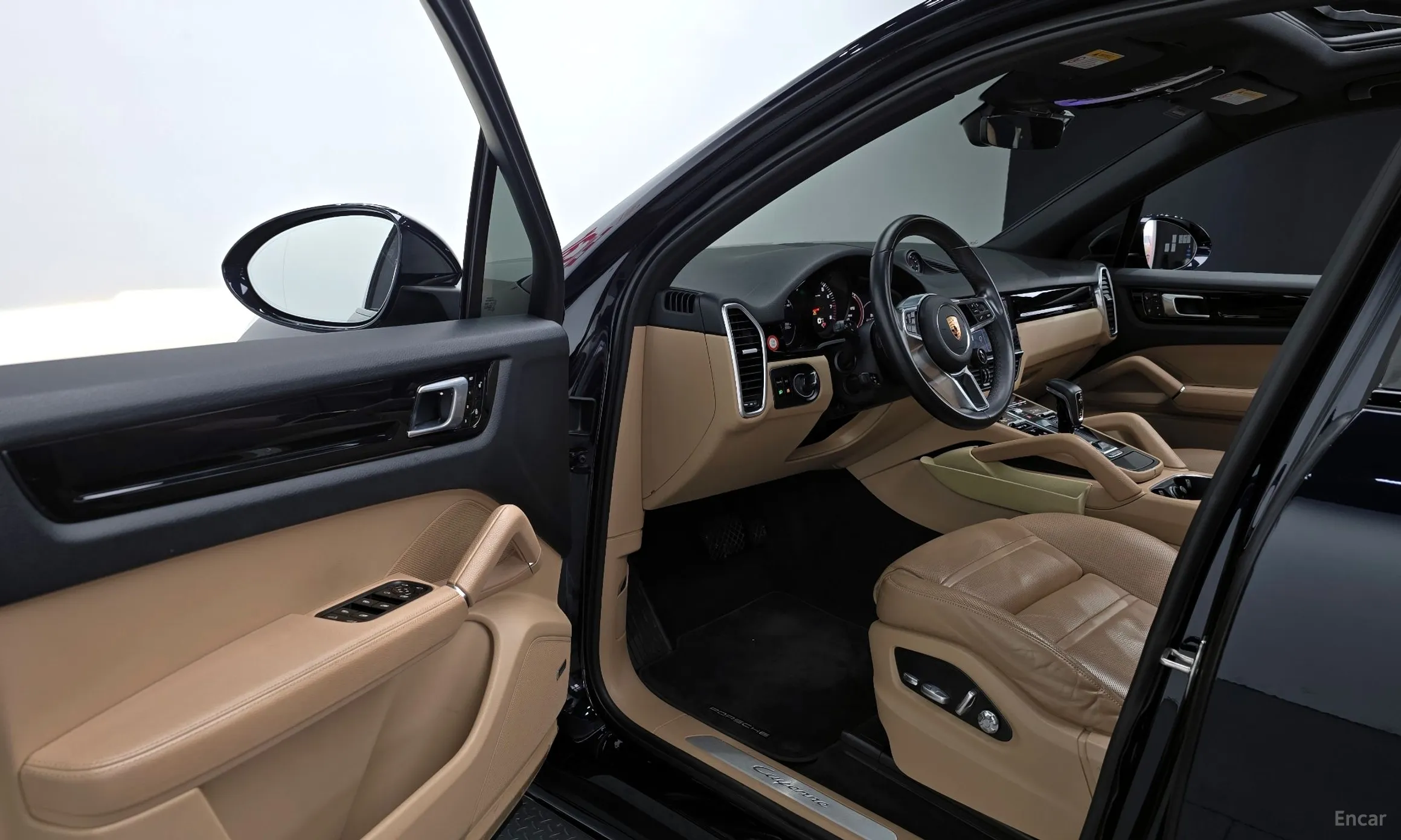 Porsche Cayenne (PO536) превью 11