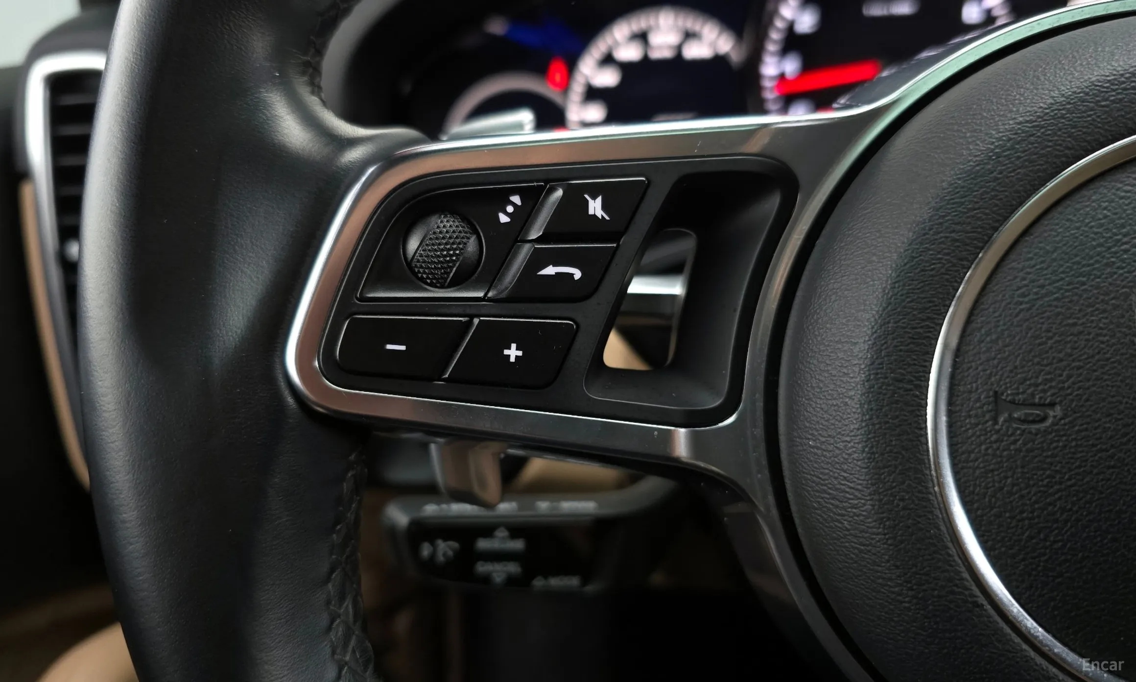 Porsche Cayenne (PO536) превью 17