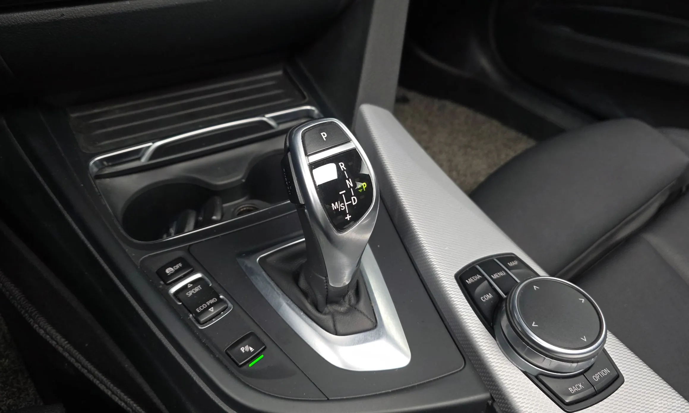 BMW 3 Series (F30) превью 9