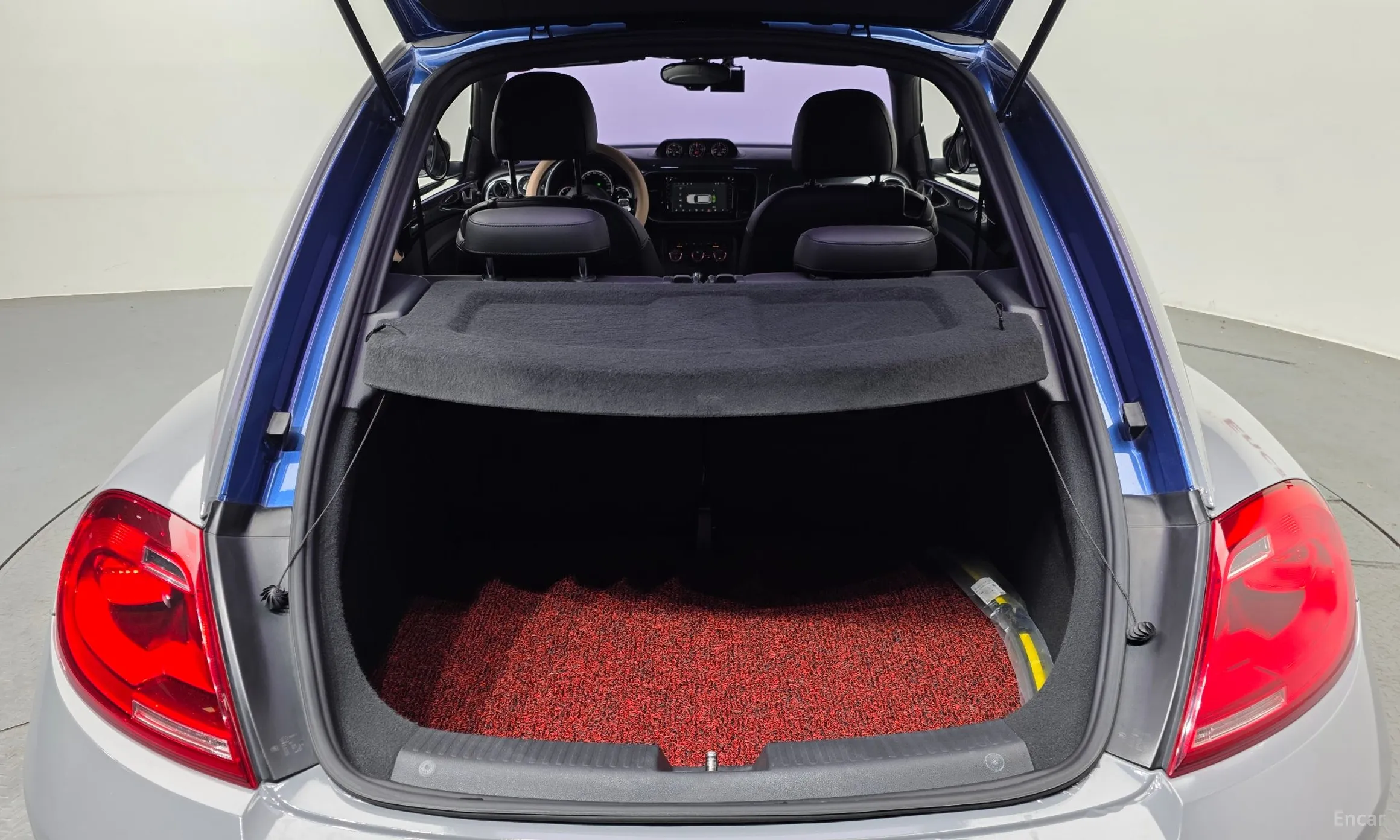 Volkswagen The Beetle превью 20