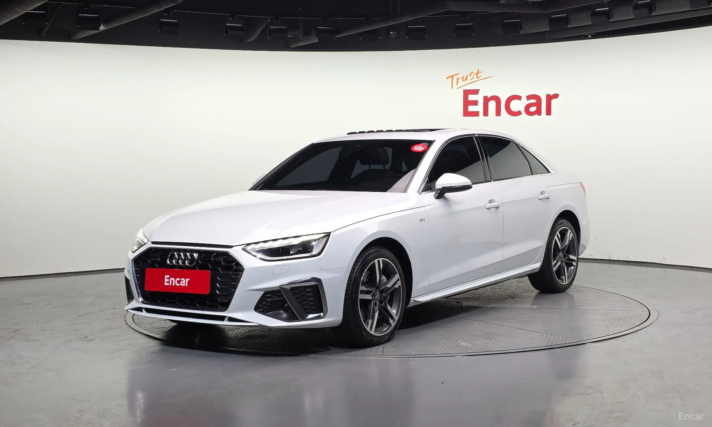 Audi A4 (B9)
