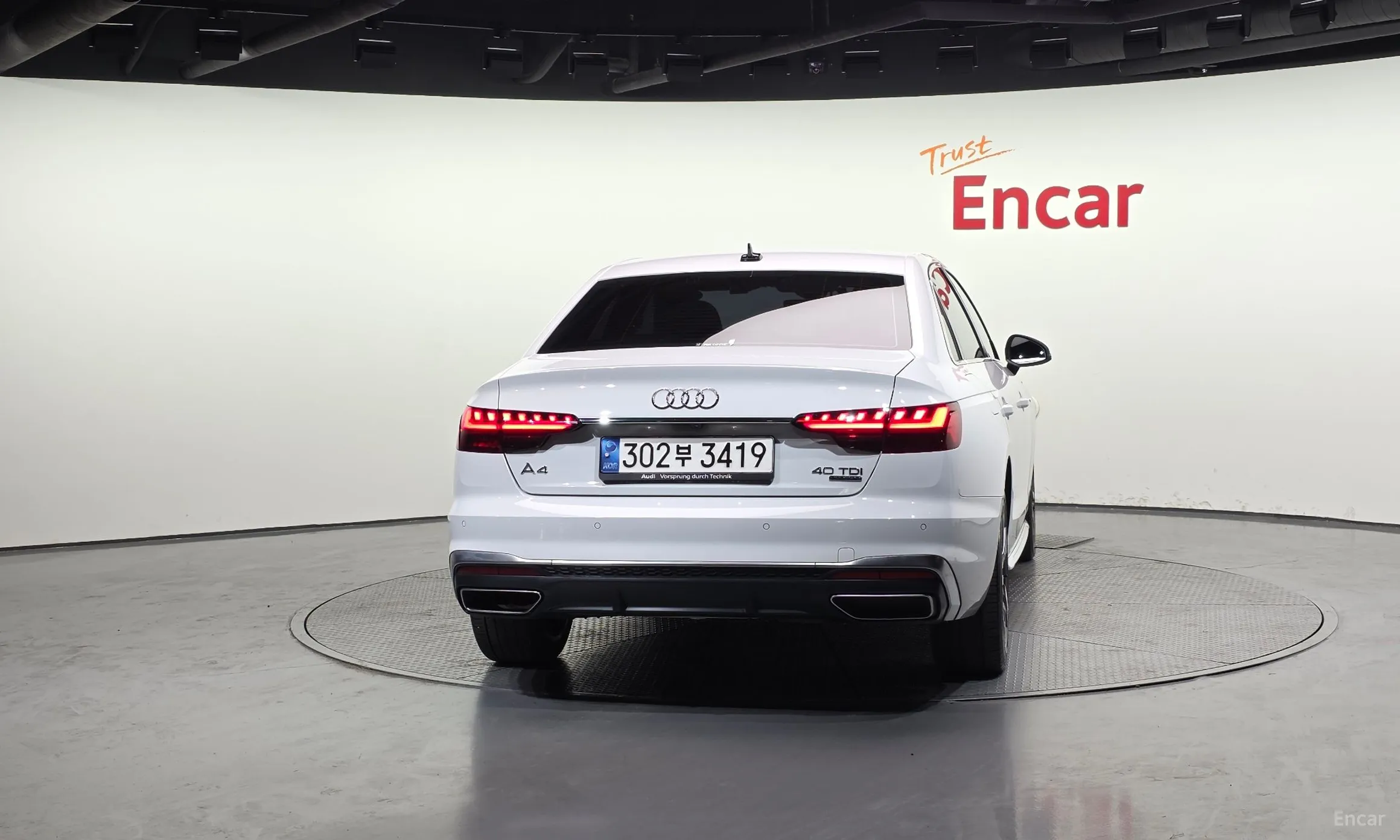 Audi A4 (B9) превью 4