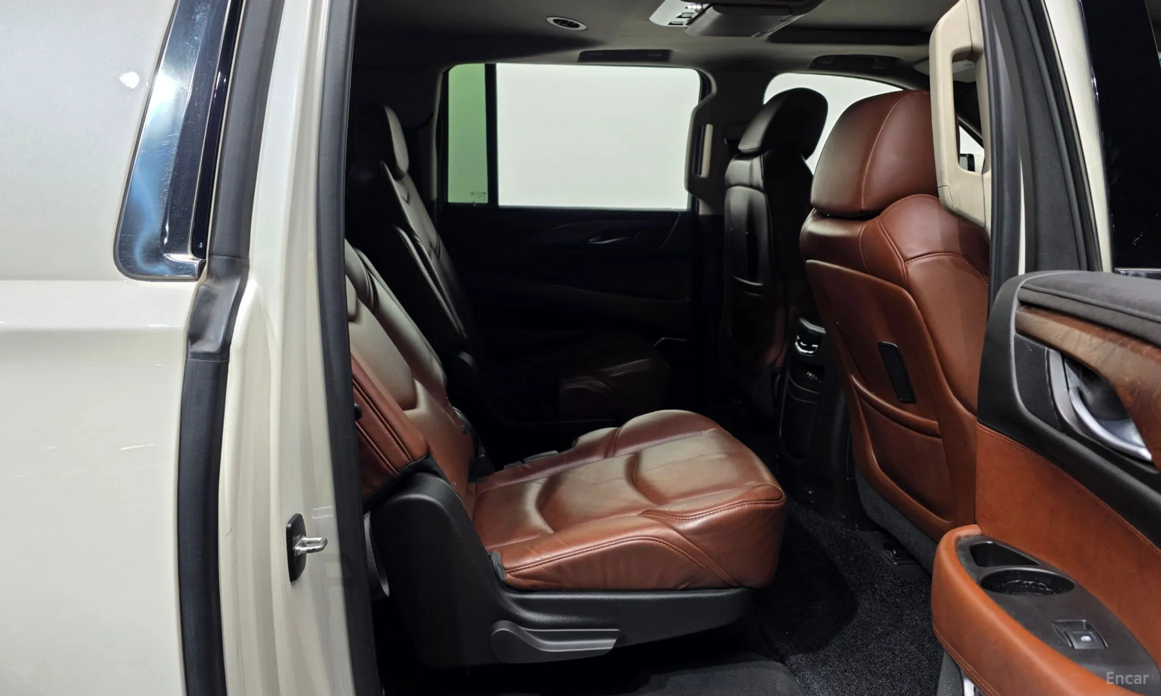 Cadillac Escalade превью 12