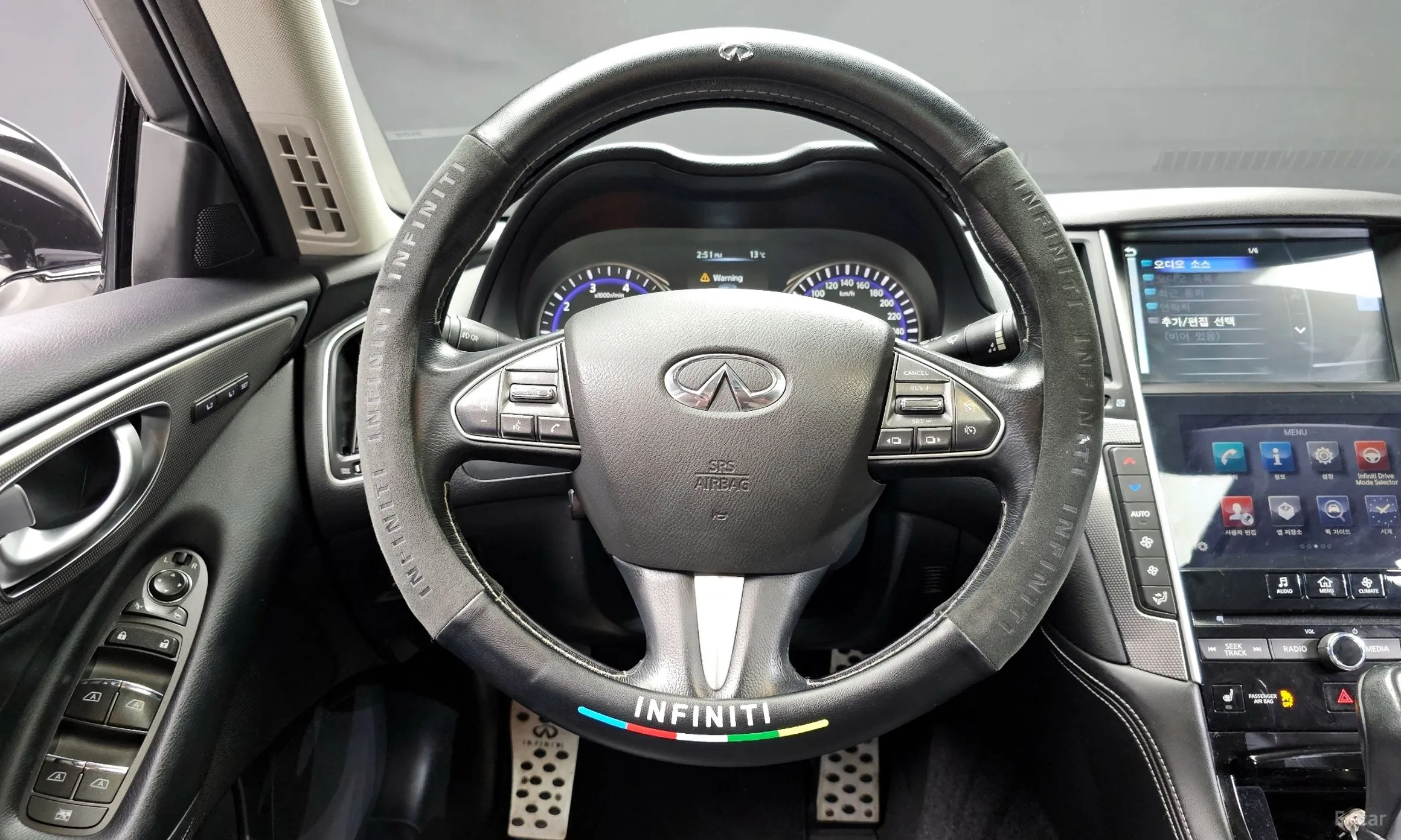 Infiniti Q50 превью 13
