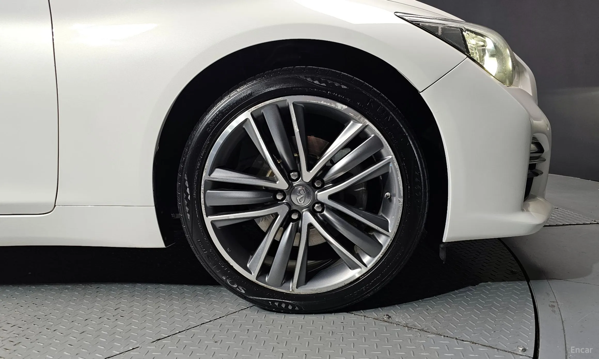 Infiniti Q50 превью 5