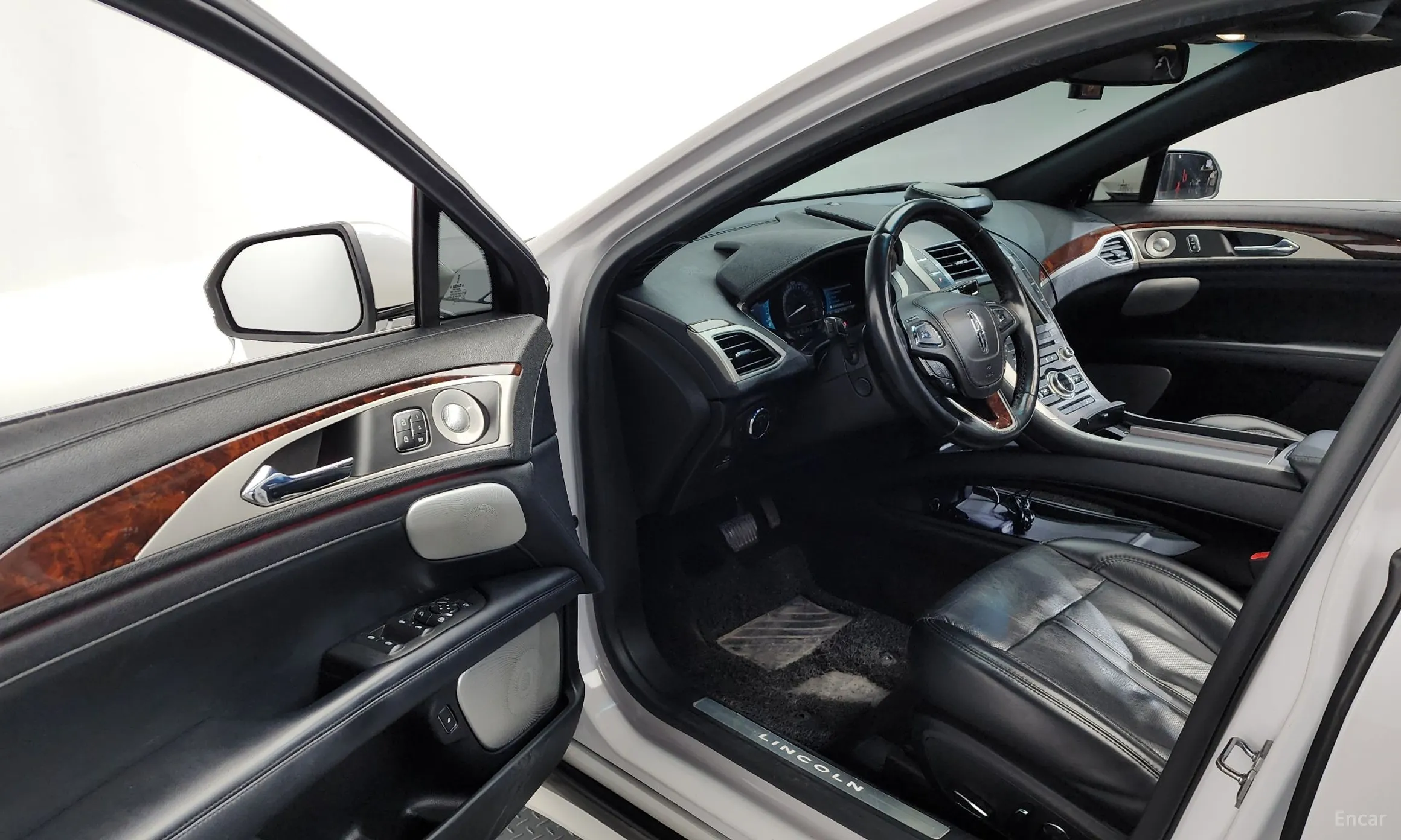Lincoln New MKZ превью 10