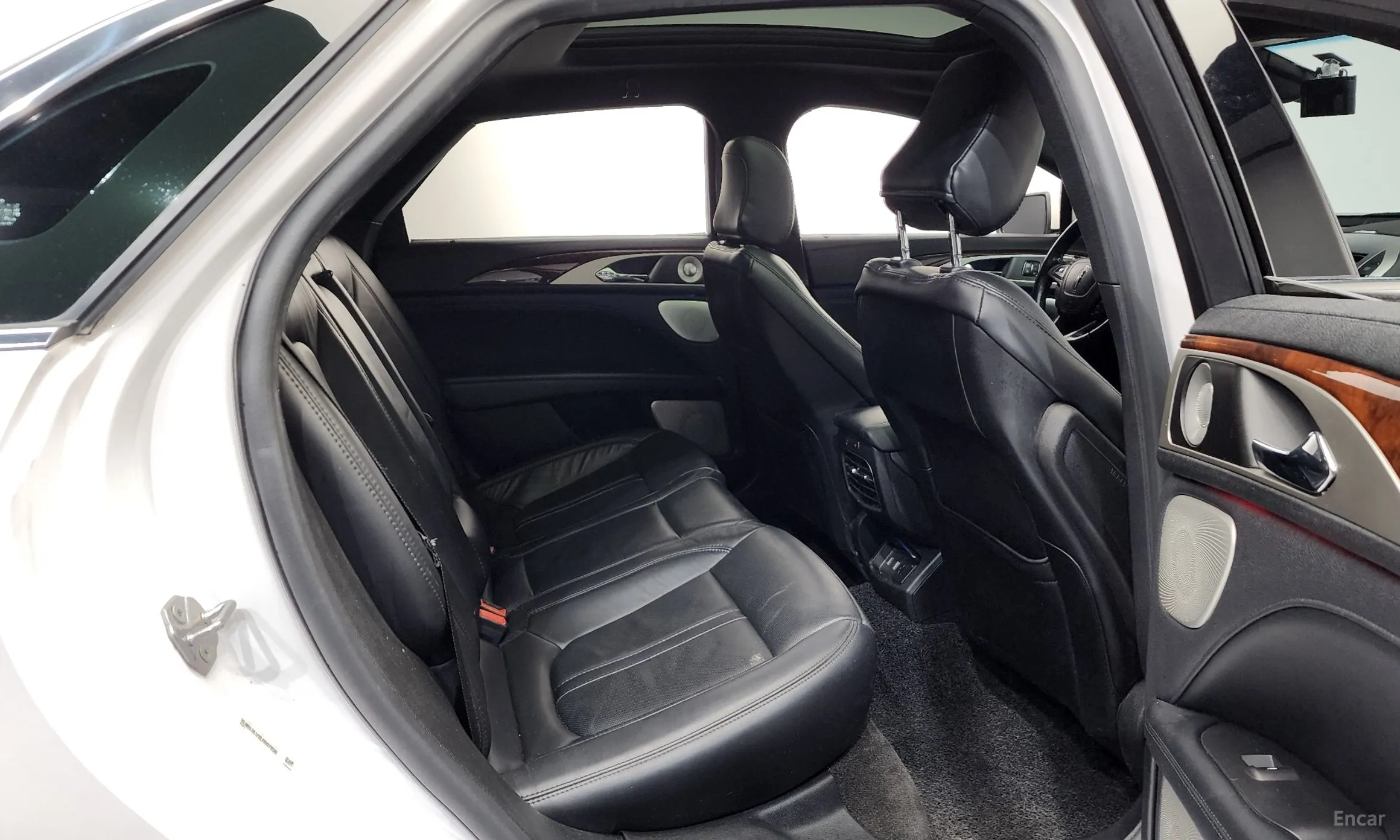 Lincoln New MKZ превью 12