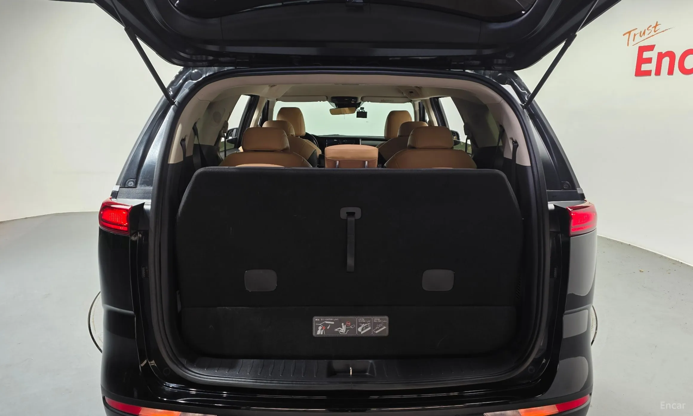 Kia Carnival Gen 4 превью 20