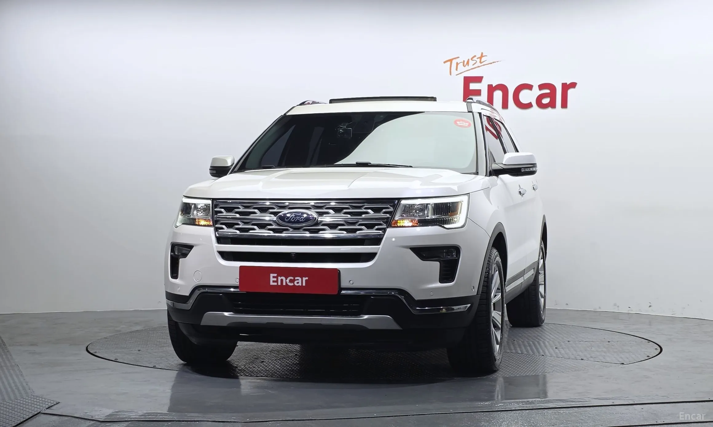 Ford Explorer превью 3