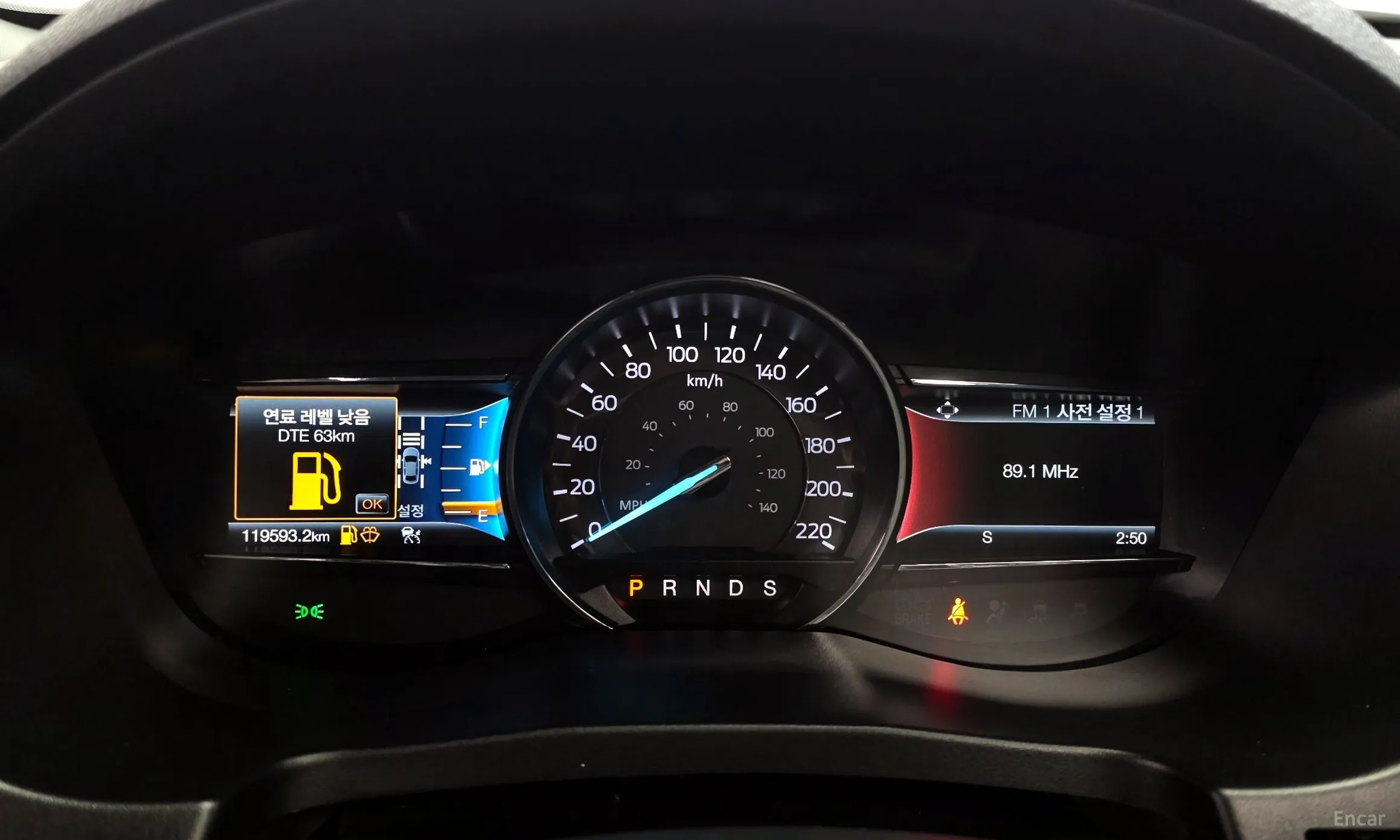 Ford Explorer превью 8