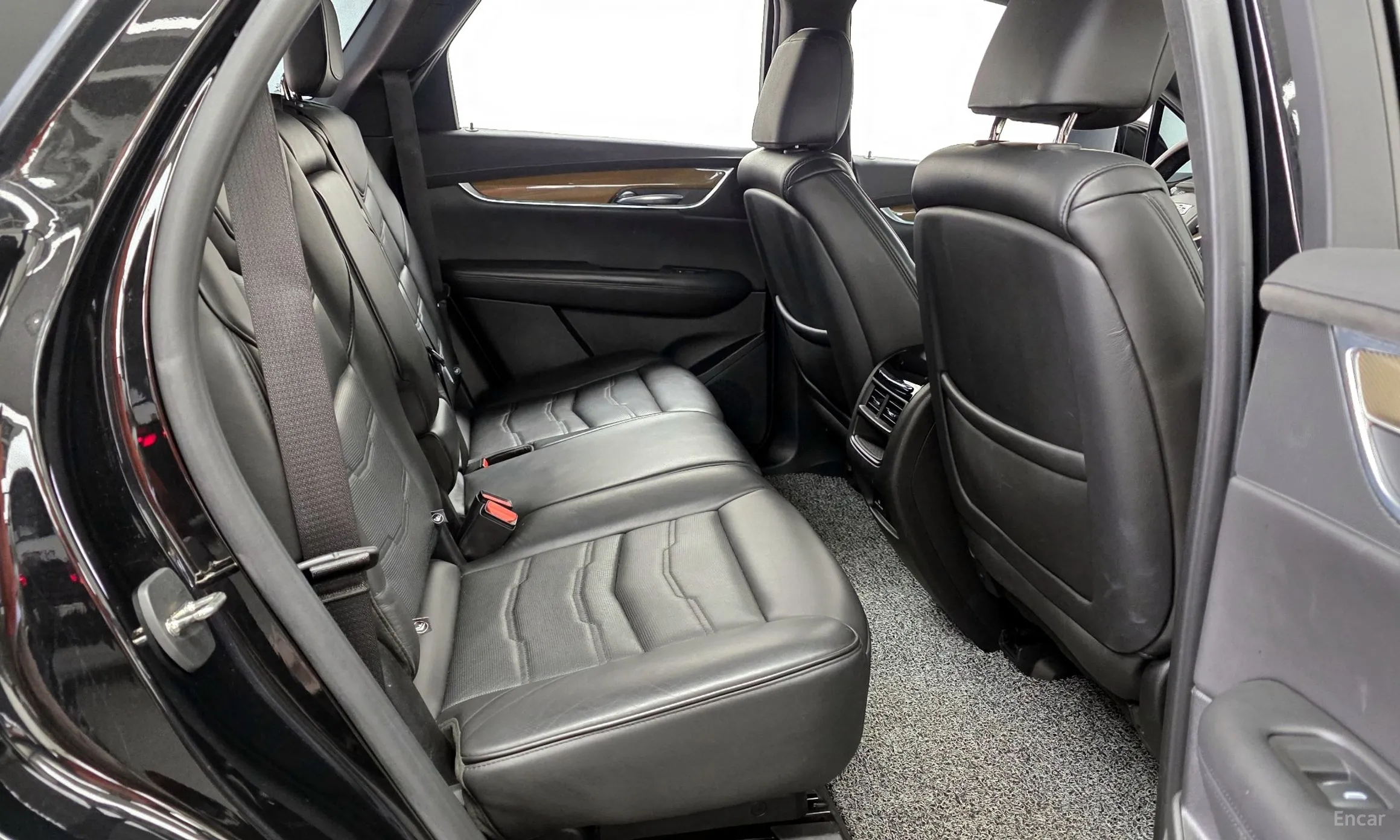 Cadillac XT5 превью 12