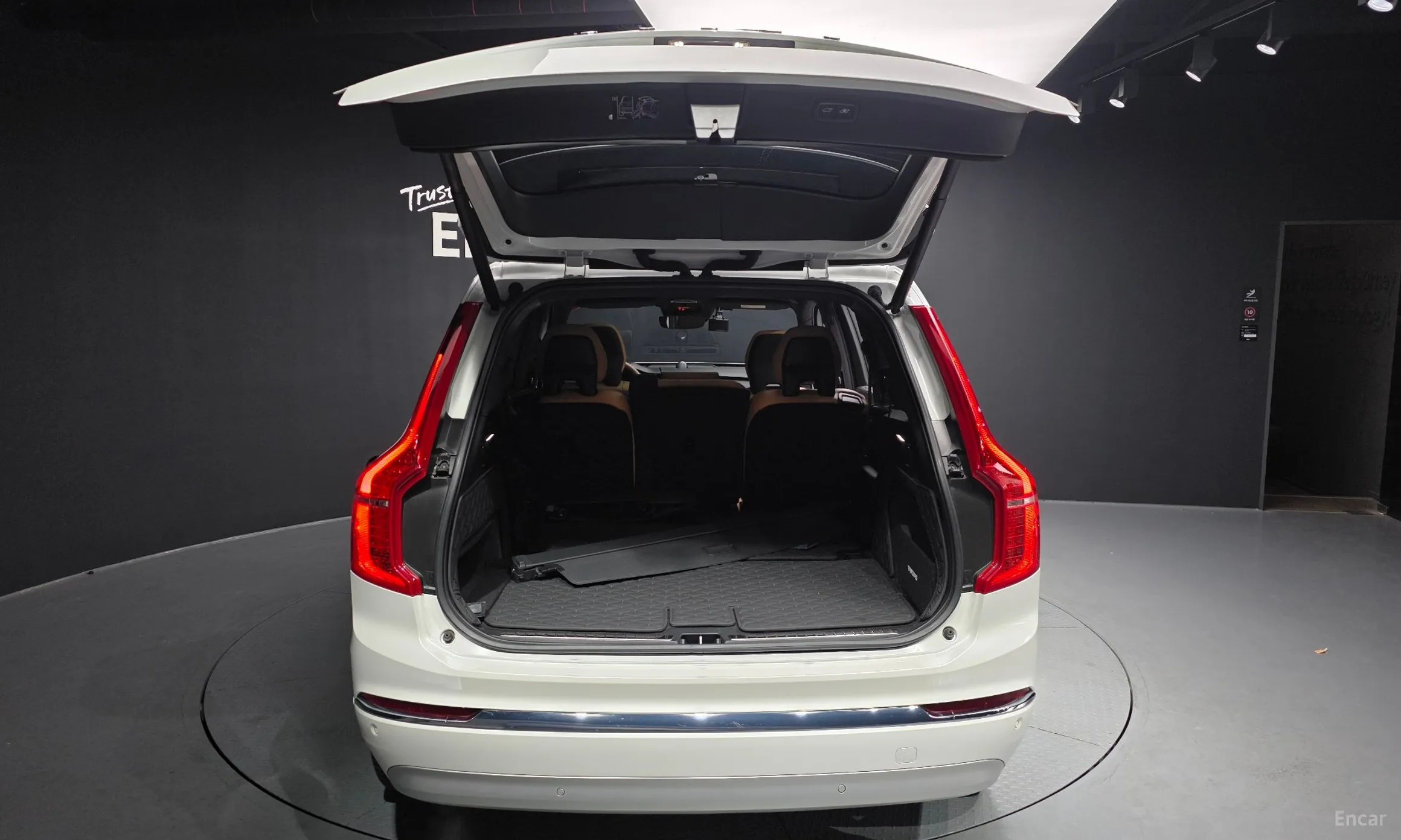 Volvo XC90 Gen 2 превью 20