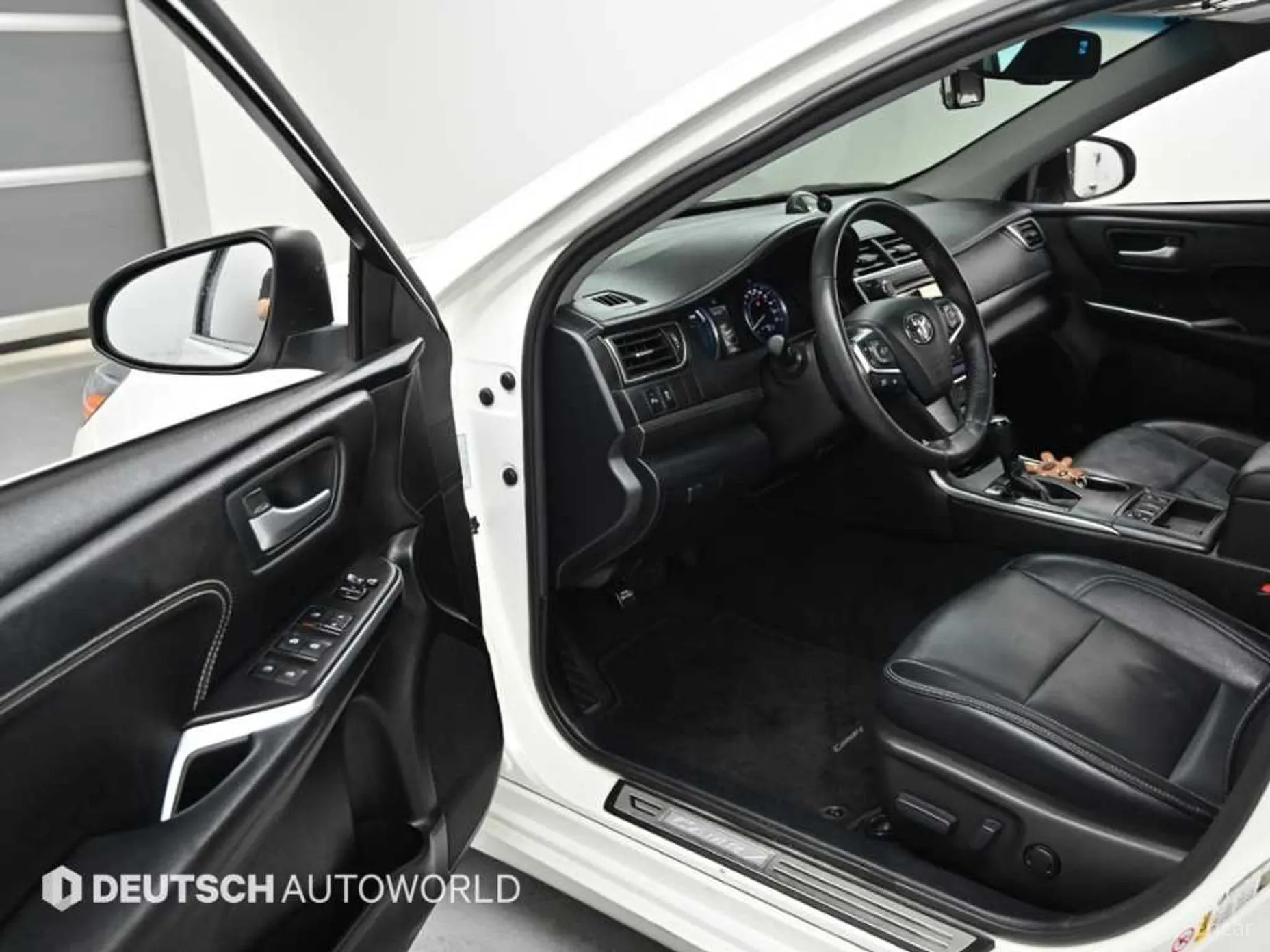 Toyota New Camry превью 11