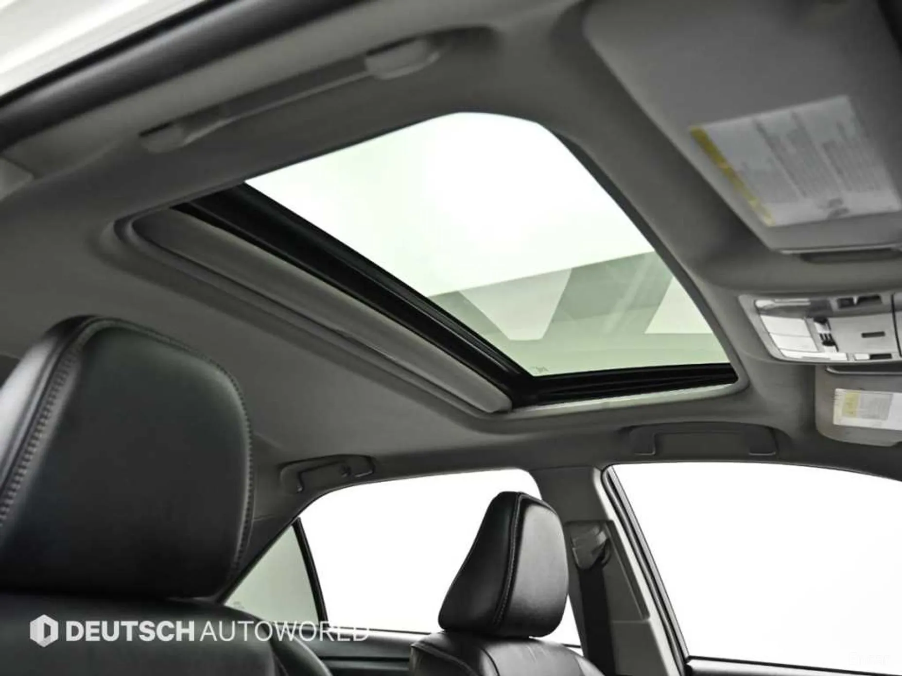 Toyota New Camry превью 18