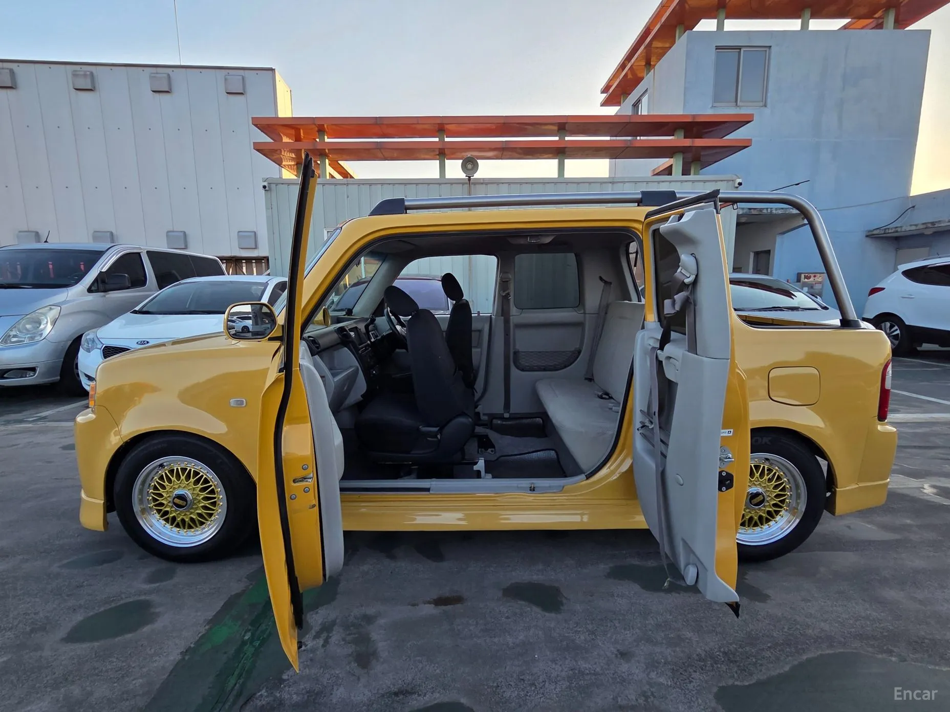 Toyota Bb превью 10