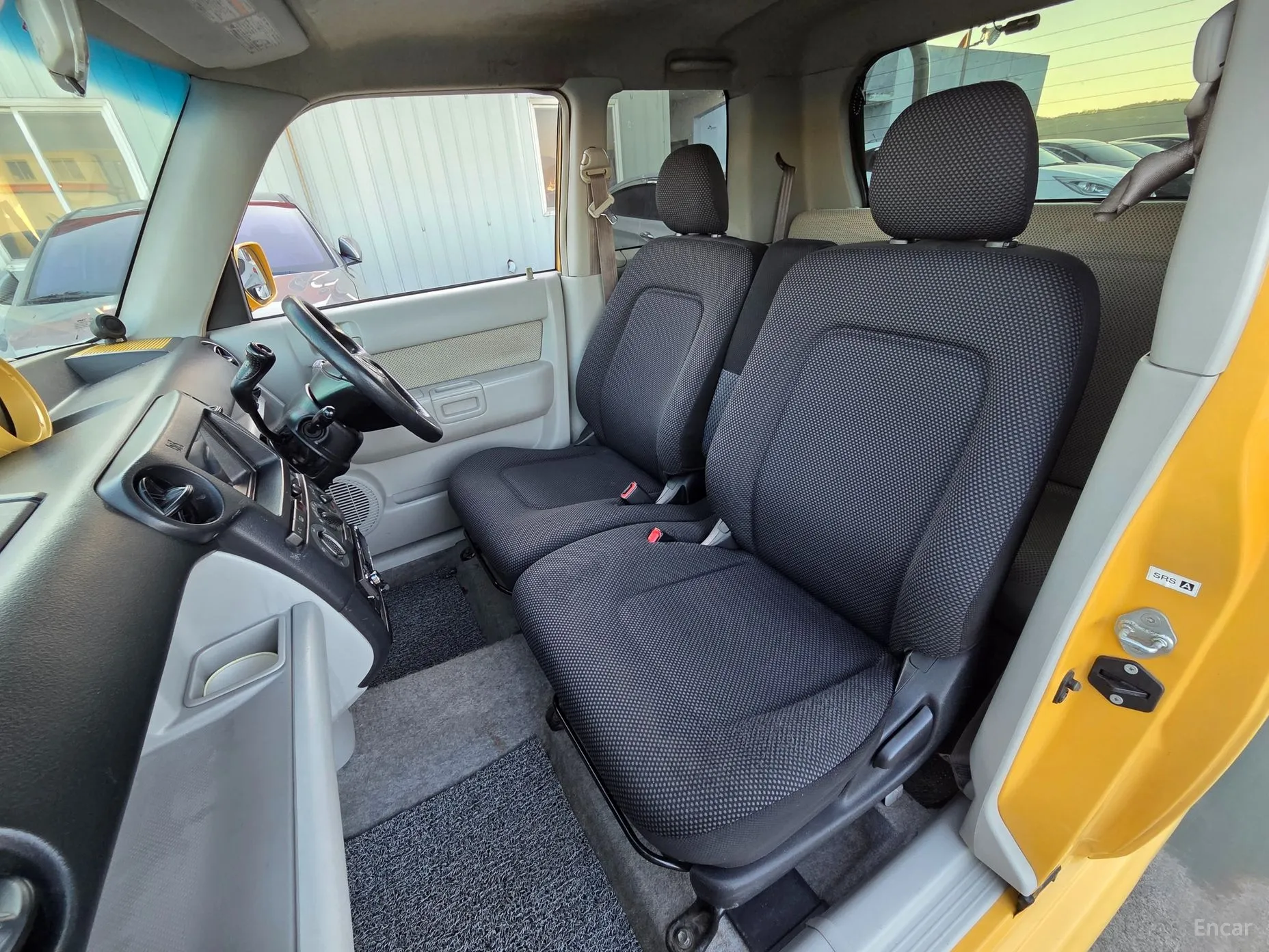 Toyota Bb превью 12