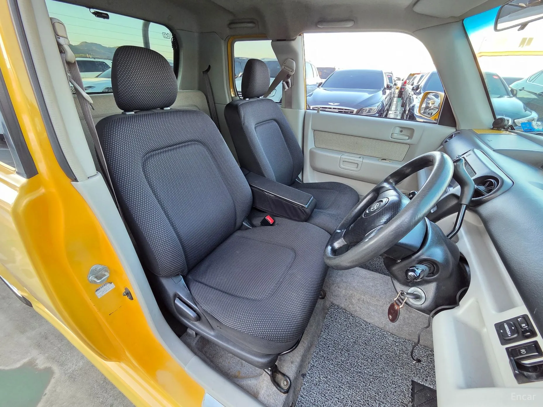 Toyota Bb превью 13