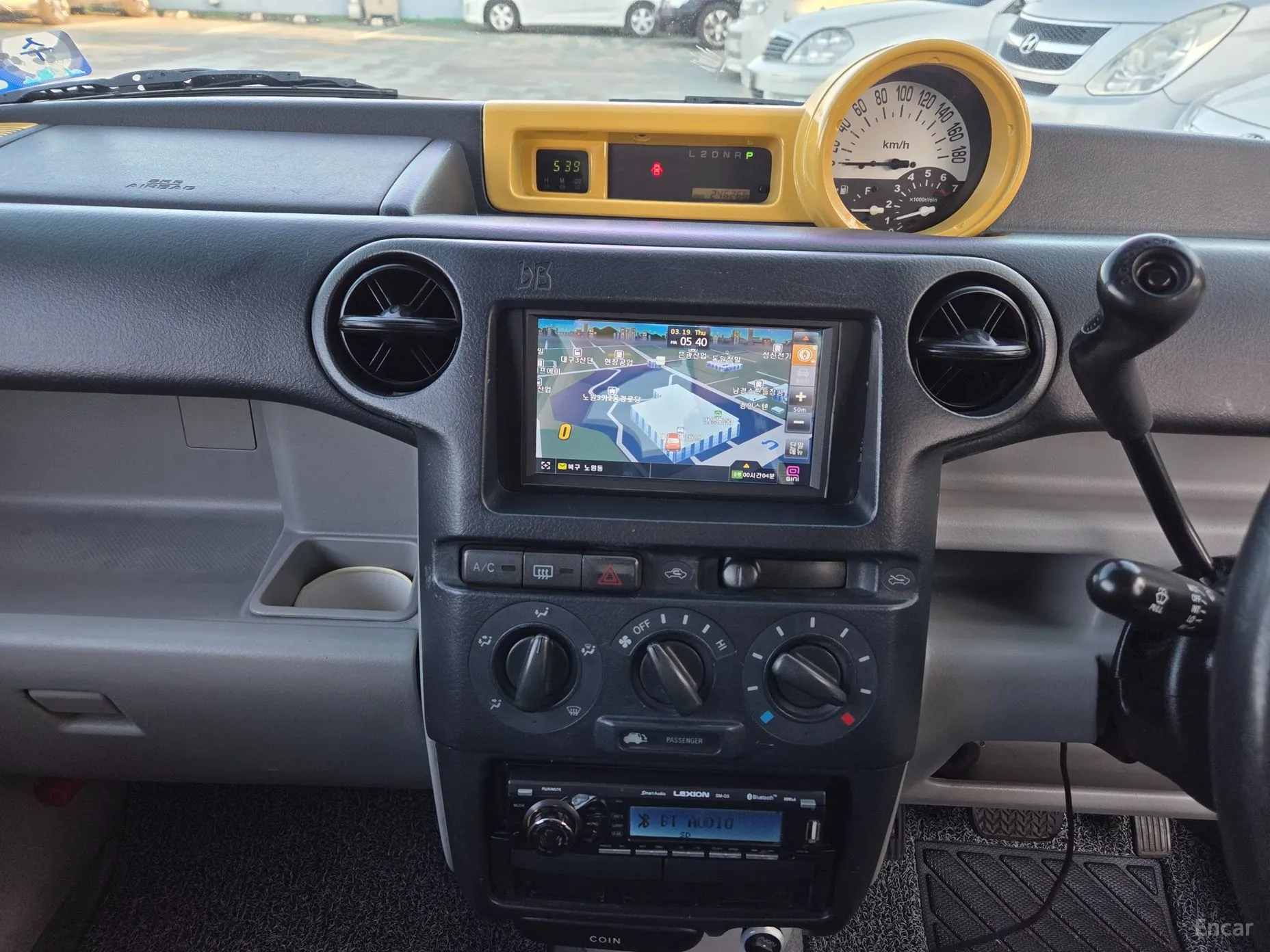 Toyota Bb превью 17