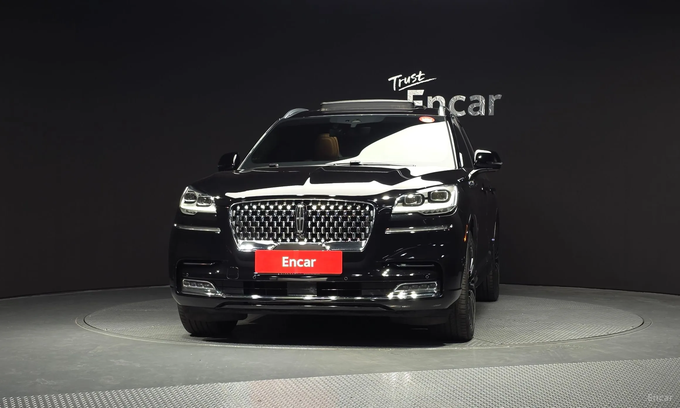 Lincoln Aviator 2nd Generation превью 3