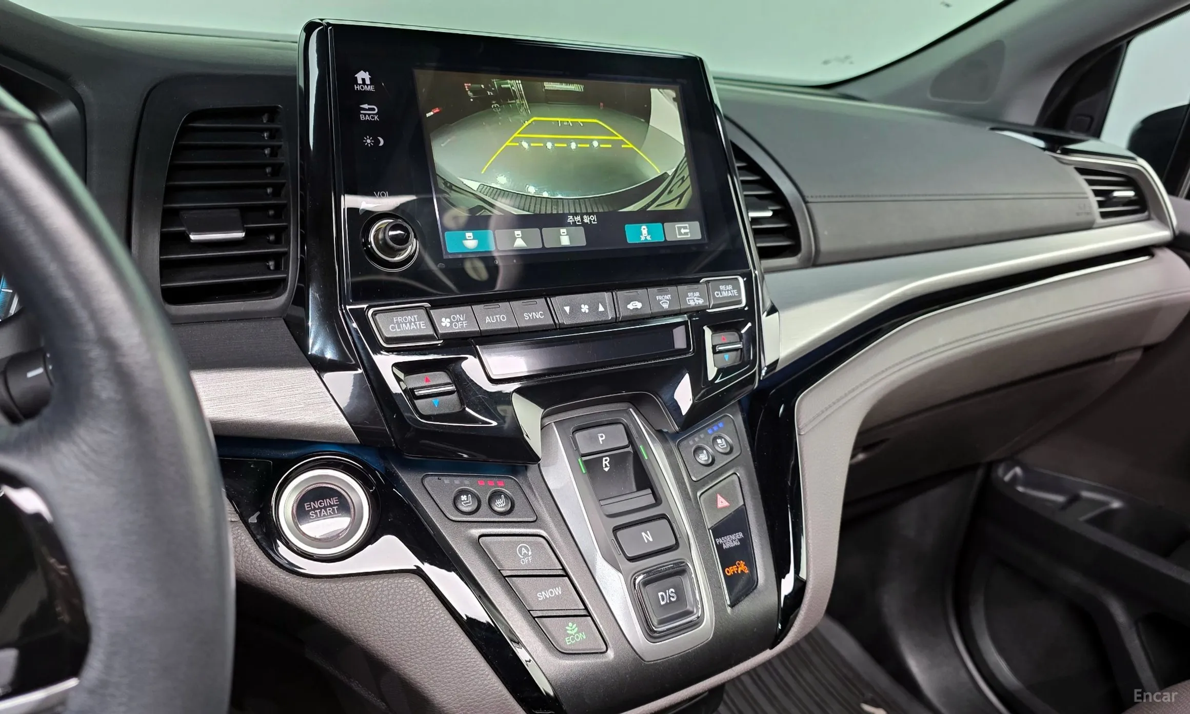 Honda Odyssey превью 15