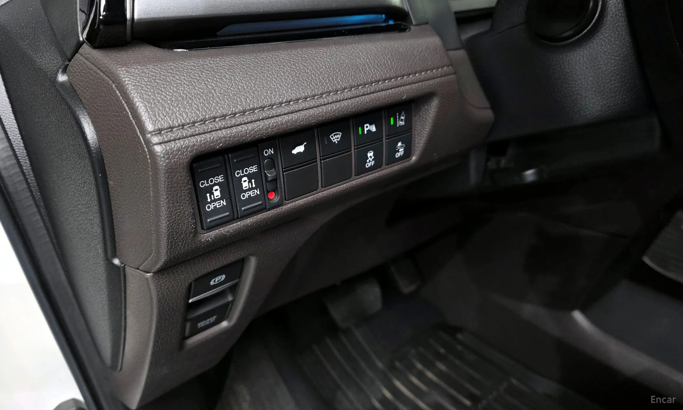 Honda Odyssey превью 16