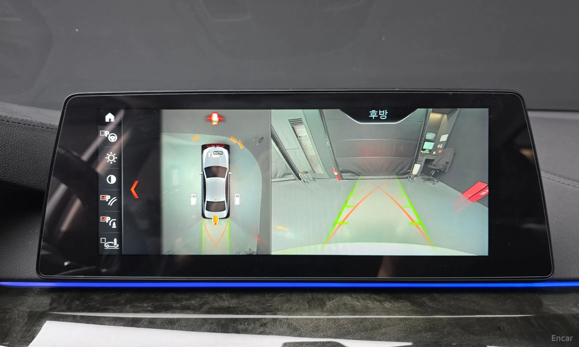 BMW 5 Series (G30) превью 15