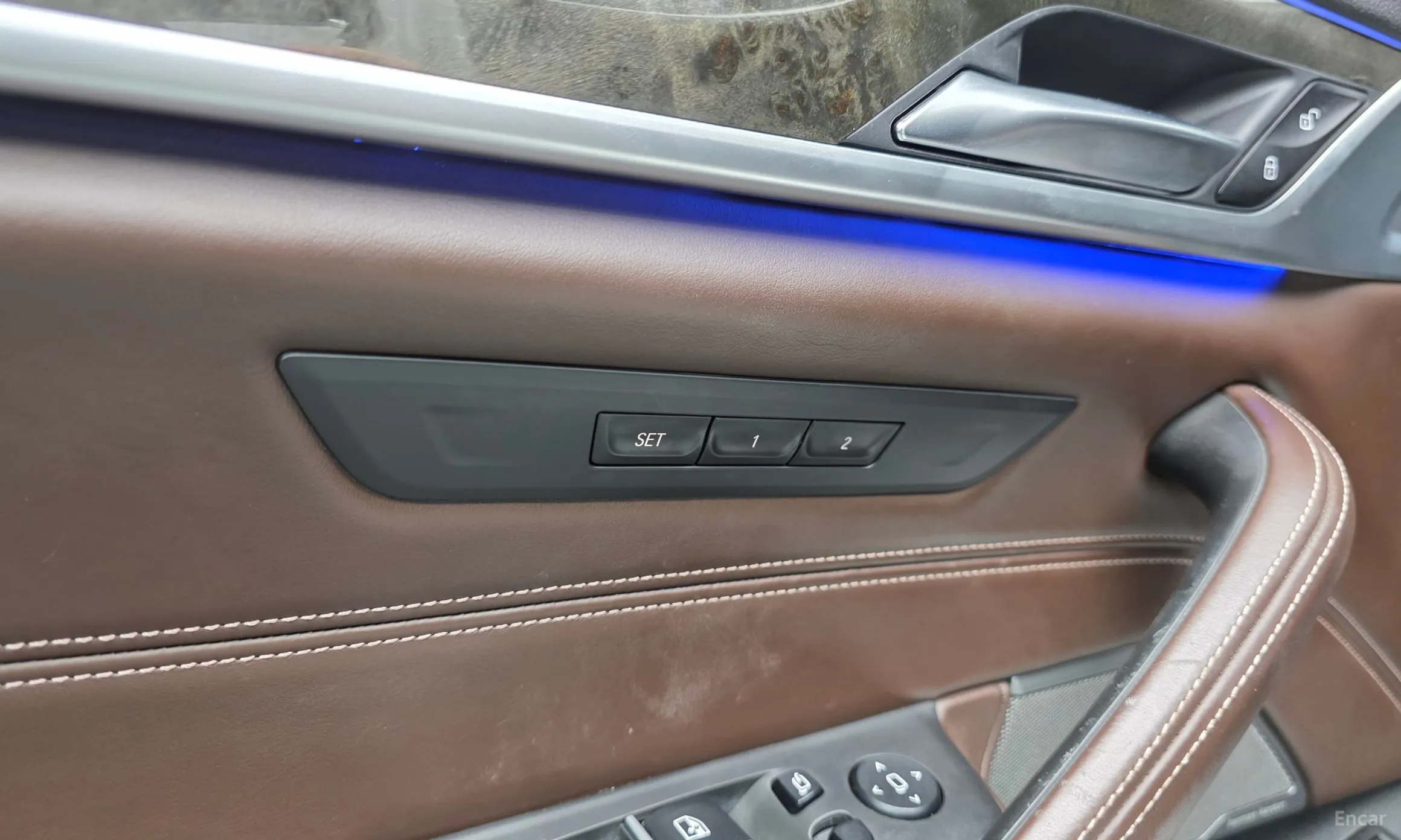 BMW 5 Series (G30) превью 16