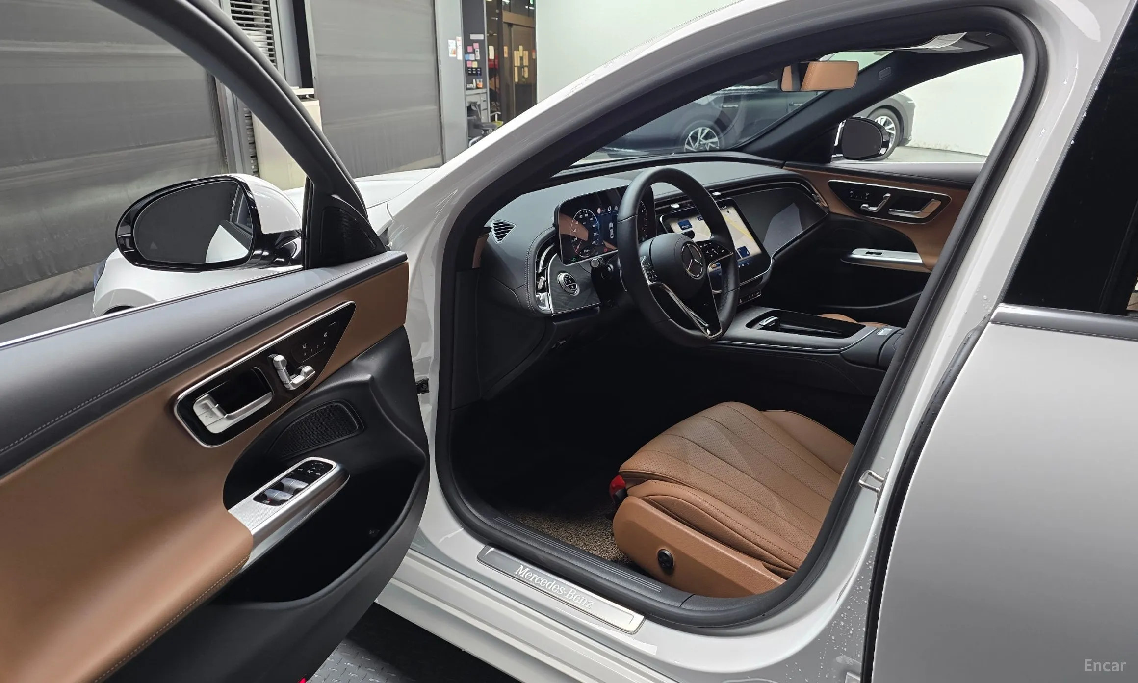 Mercedes Benz E-Class W214 превью 10
