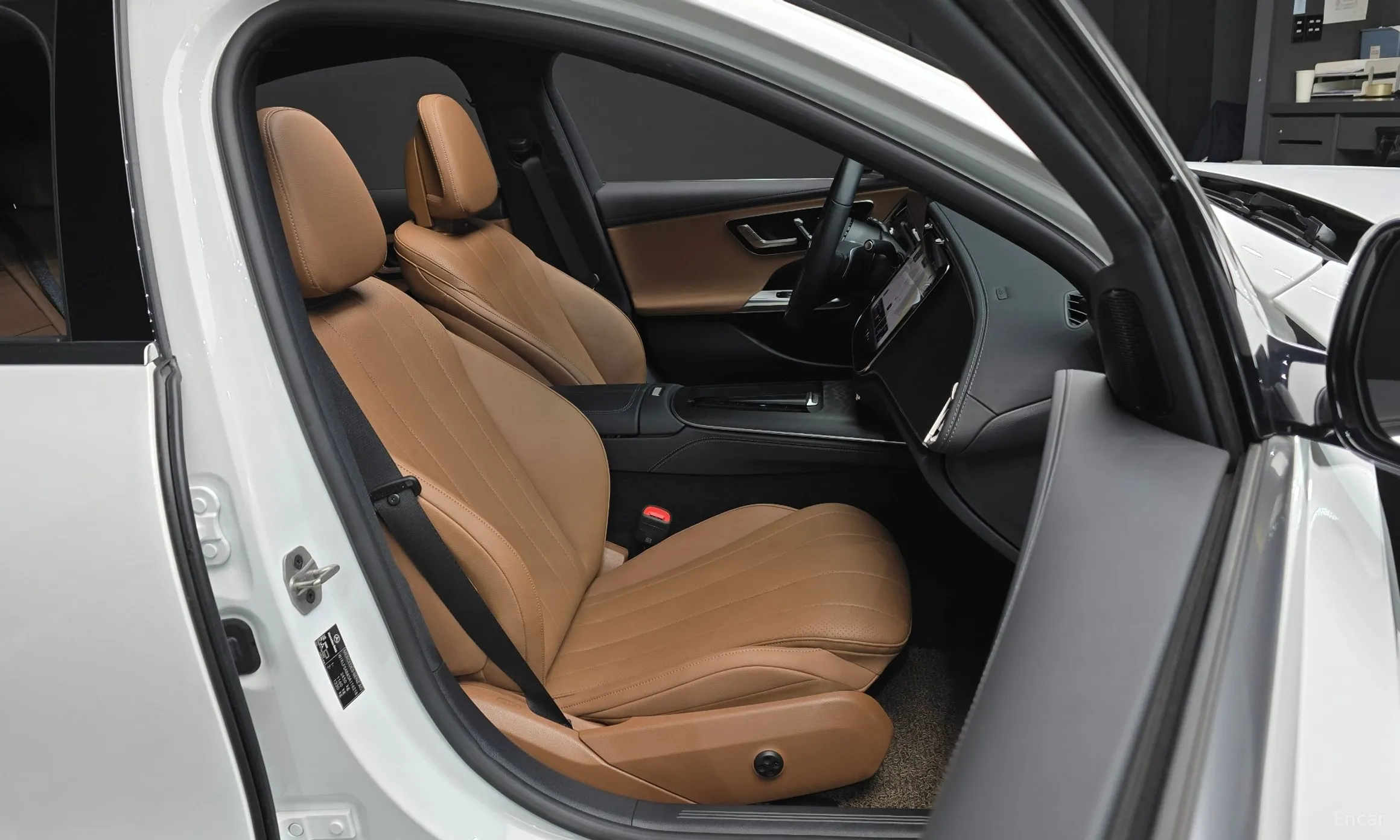 Mercedes Benz E-Class W214 превью 12