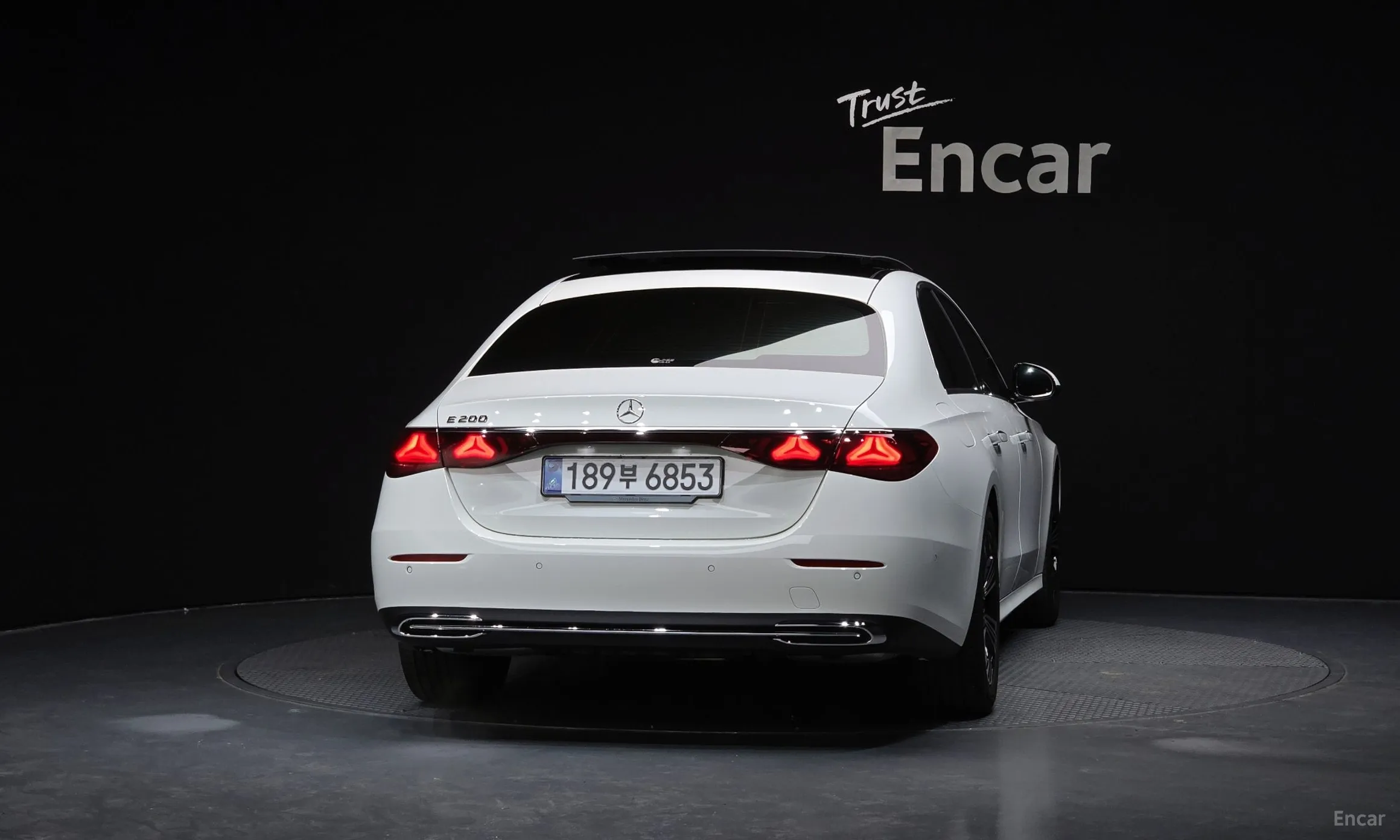 Mercedes Benz E-Class W214 превью 4