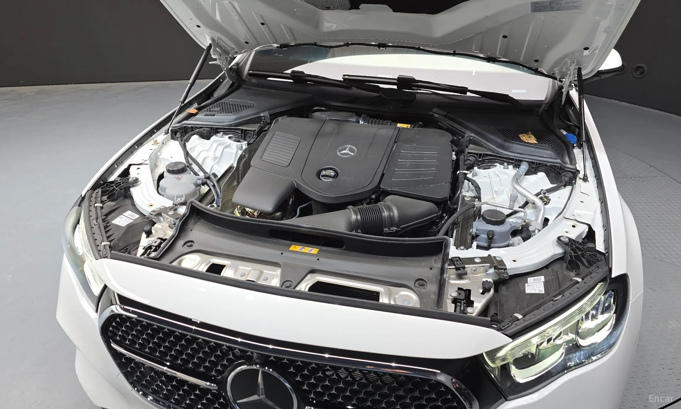 Mercedes Benz E-Class W214 превью 6