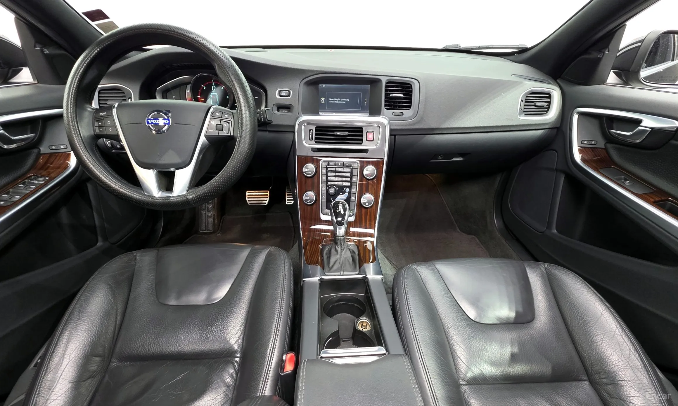 Volvo S60 превью 7