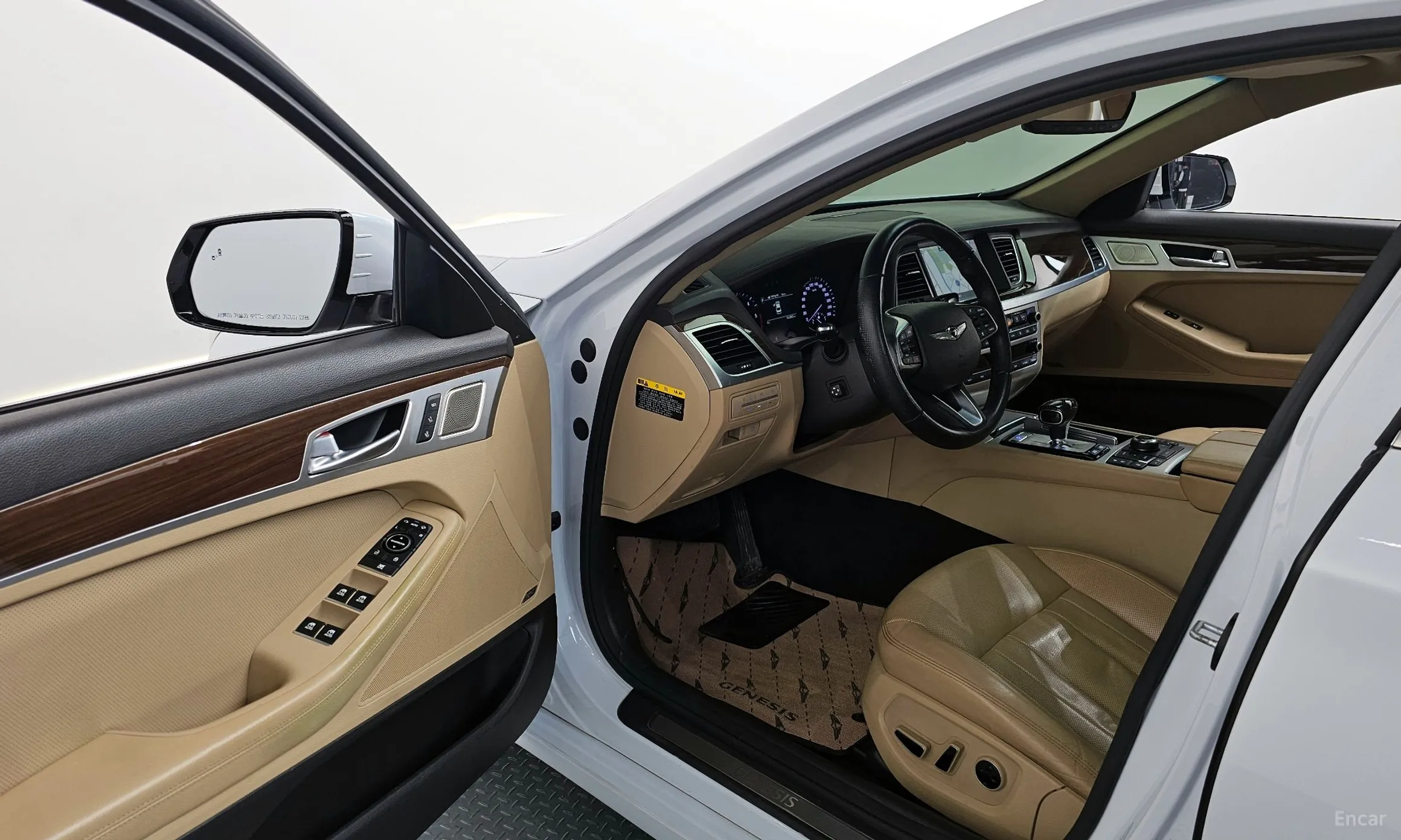 Genesis G80 превью 10